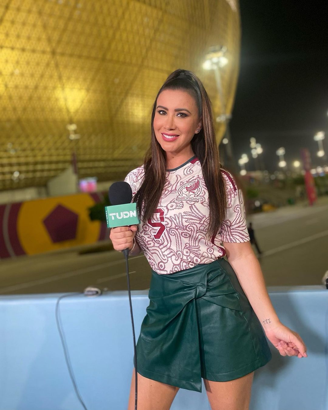 Mariazel covering the 2022 Qatar World Cup (Instagram/mariazelzel)