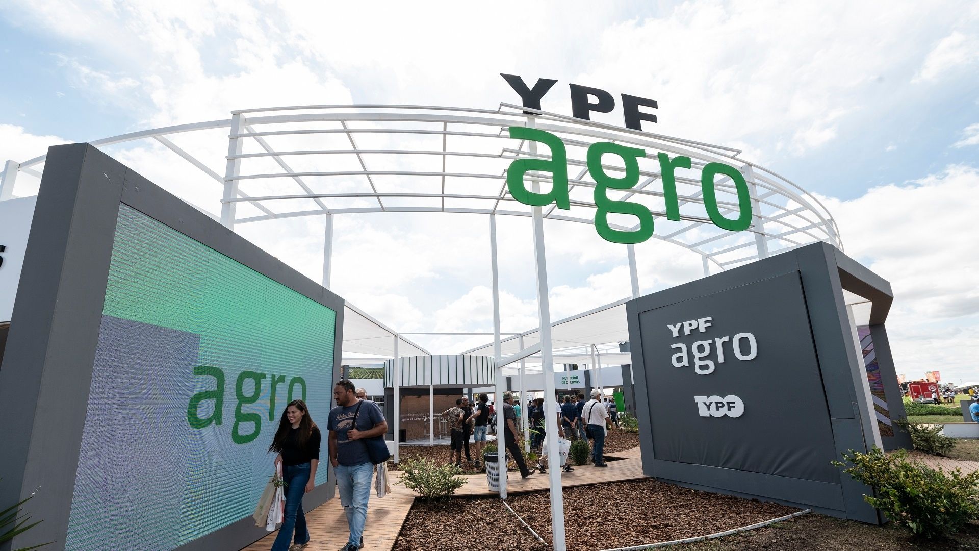 En el primer intento. el Gobierno pensó en YPF Agro como el vehículo de la intervención estatal (Crédito: Prensa YPF)