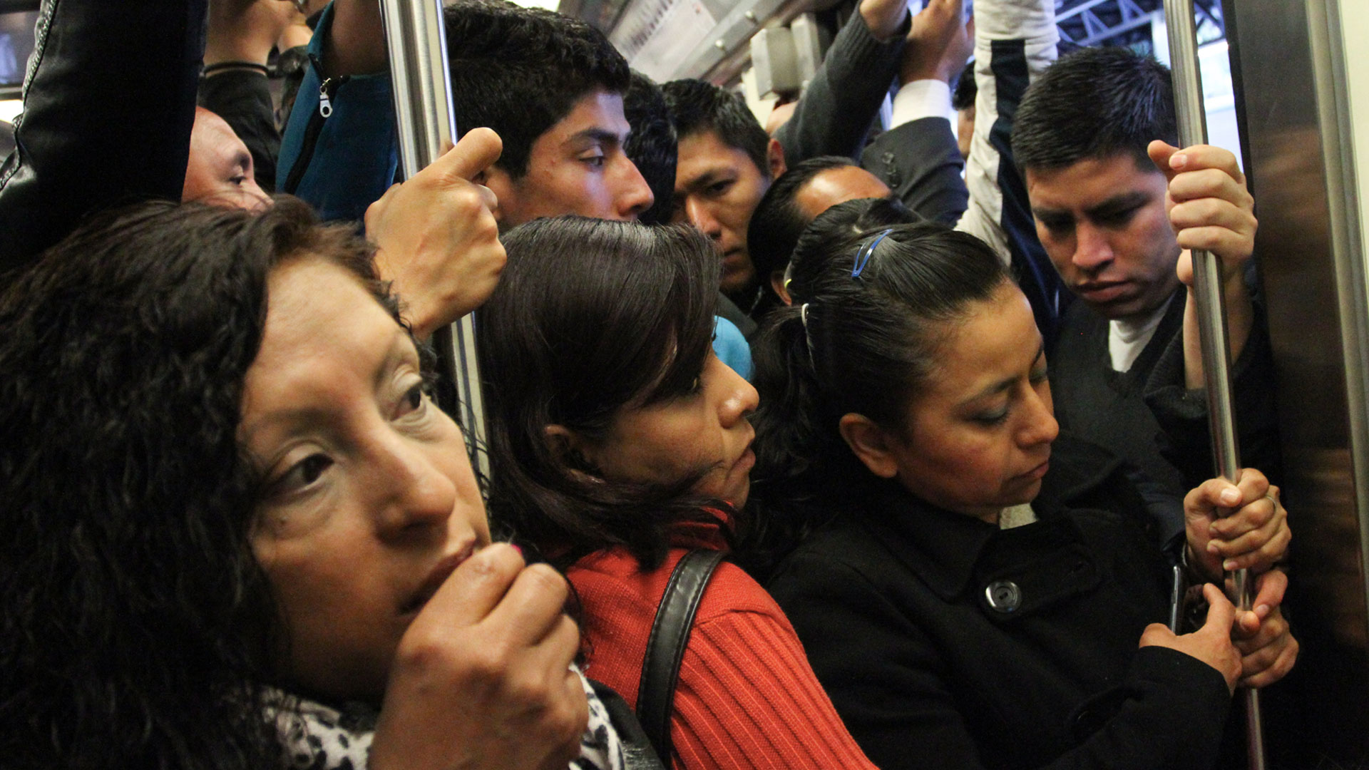 Arrimones en el metro de mexico