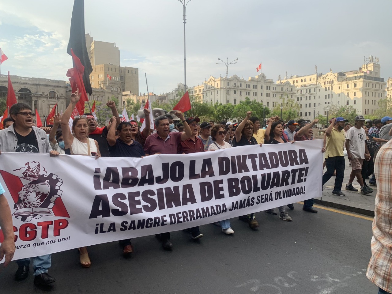 Protestas en Perú: manifestantes protestan en Lima