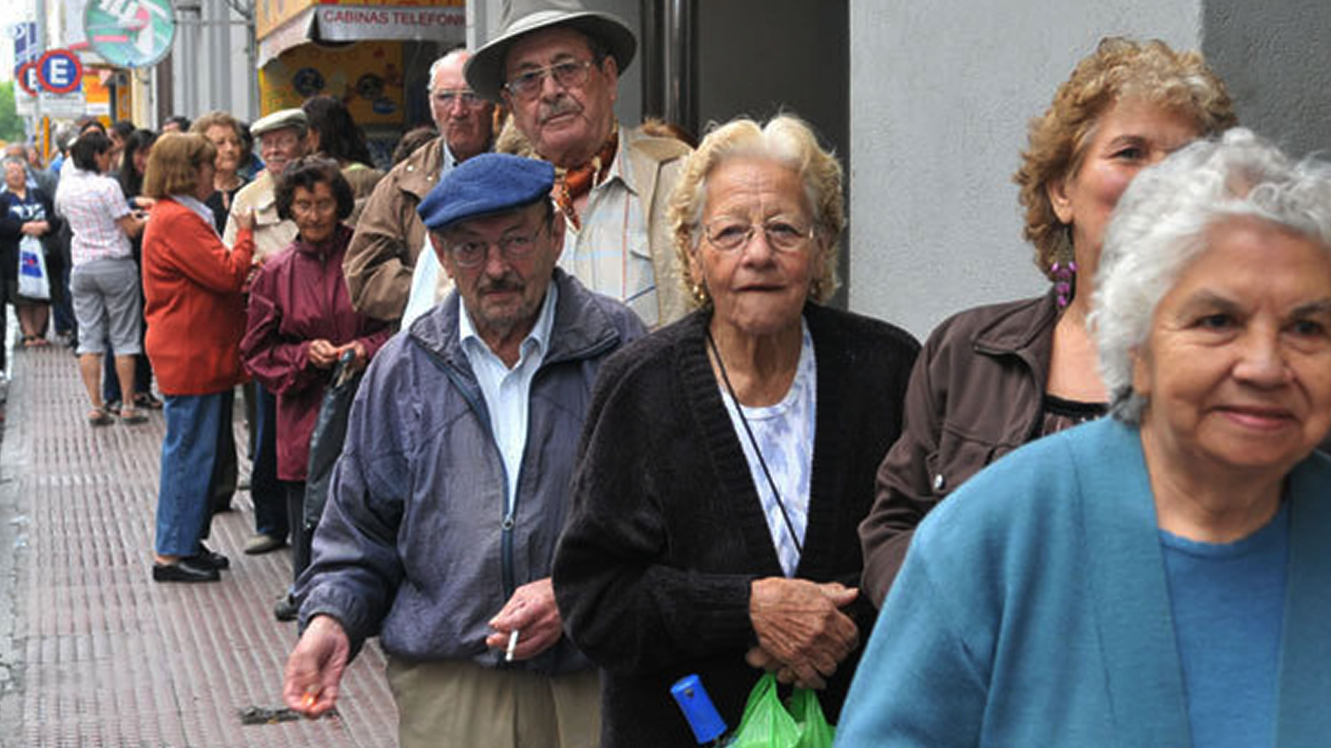 Para el 2021, un informe reveló que solo 5 de cada 10 colombianos ocupados laboralmente cotizan a pensión