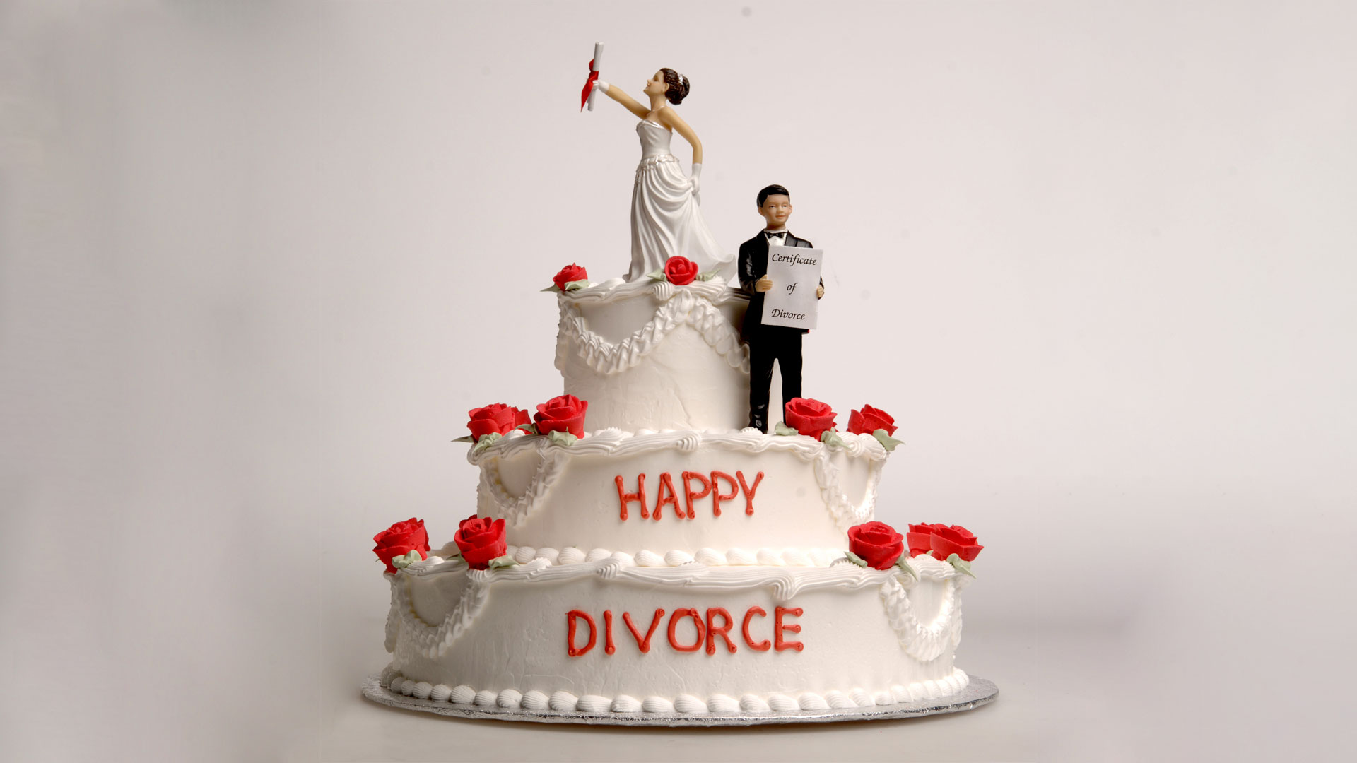 Fiestas de divorcio: las razones de un ritual que celebra la vida luego del matrimonio