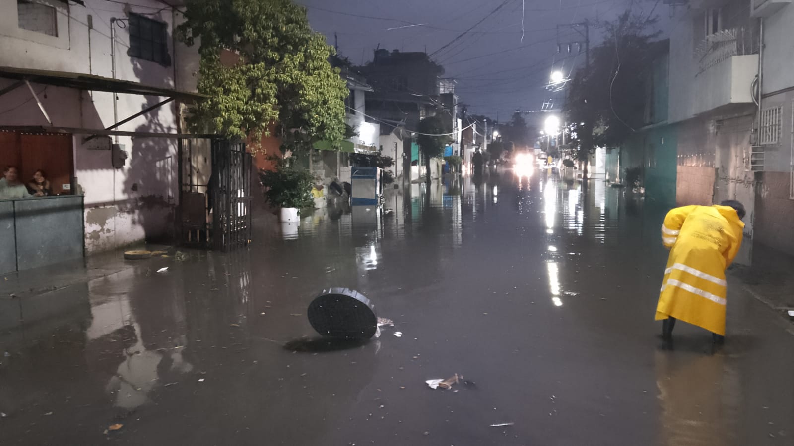 El caos y las inundaciones que dejó la intensa lluvia en CDMX