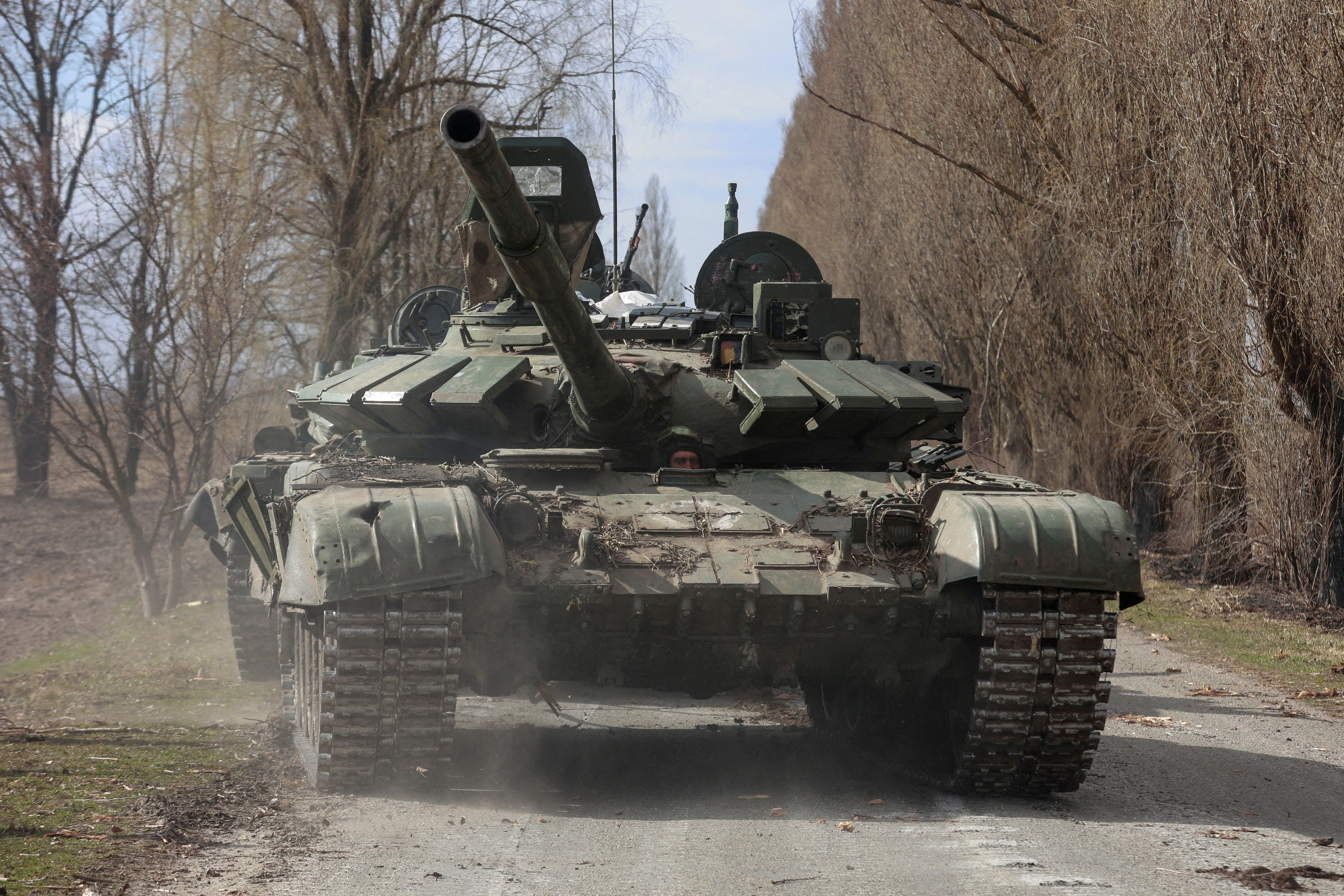 Un tanque T-72 (REUTERS/Serhii Nuzhnenko)