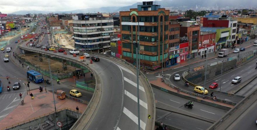 Cerrarán definitivamente importante puente vehicular en Bogotá desde este lunes: estos son los desvíos y las rutas alternas