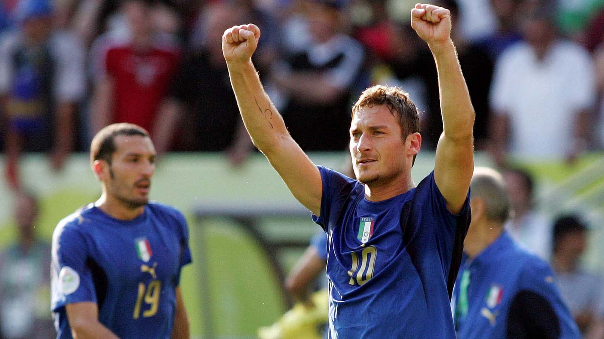 Una leyenda del f&uacute;tbol revel&oacute; que lo tentaron para volver a jugar a los 48 a&ntilde;os: "El pie no envejece"