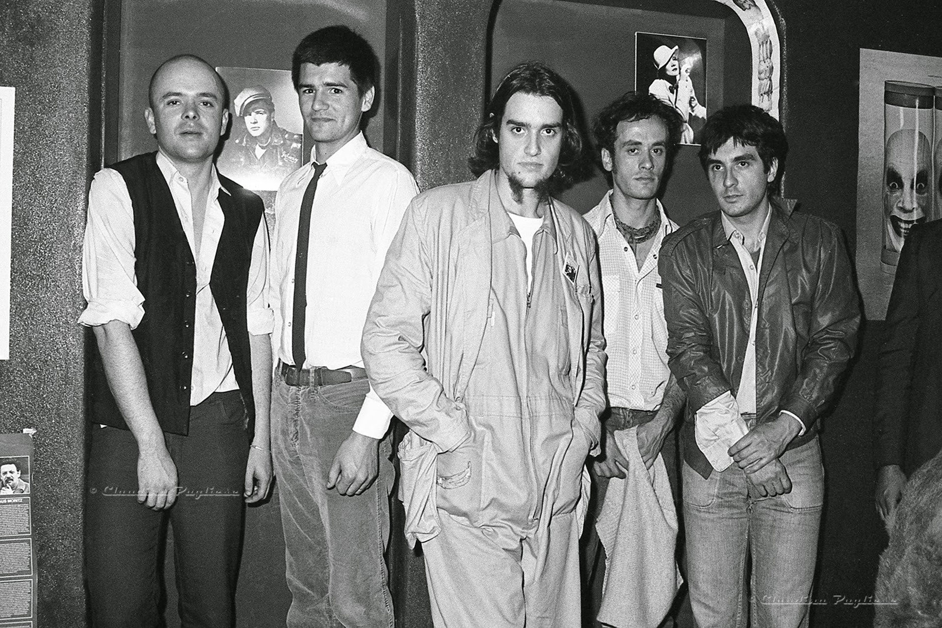 El "Bocha" (con camisa blanca y corbata) junto a sus compañeros de Sumo