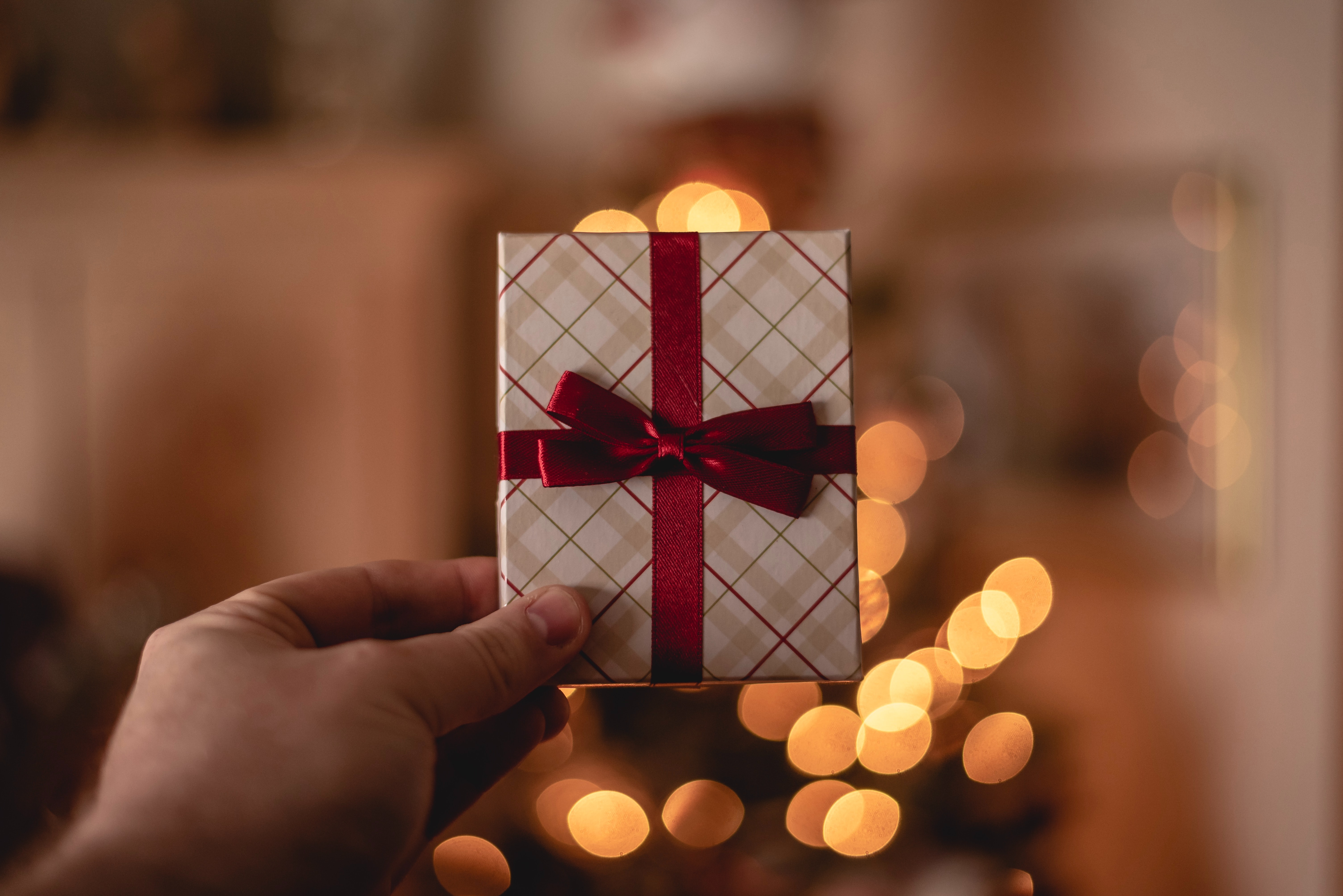 Desde tarjetas hasta cursos virtuales, la tecnología ofrece varias opciones para regalar en navidad.