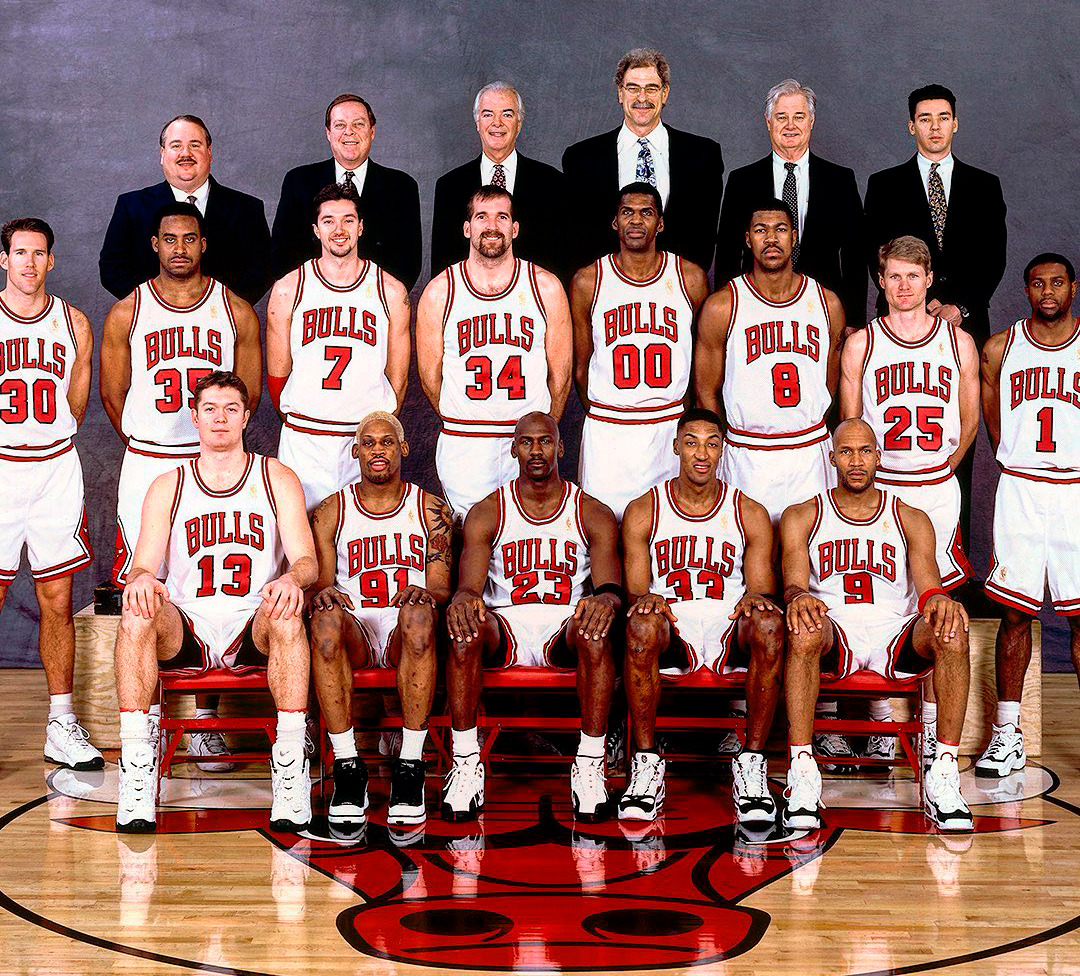 El plantel campeón de los Chicago Bulls en 1997 (@NBA) 