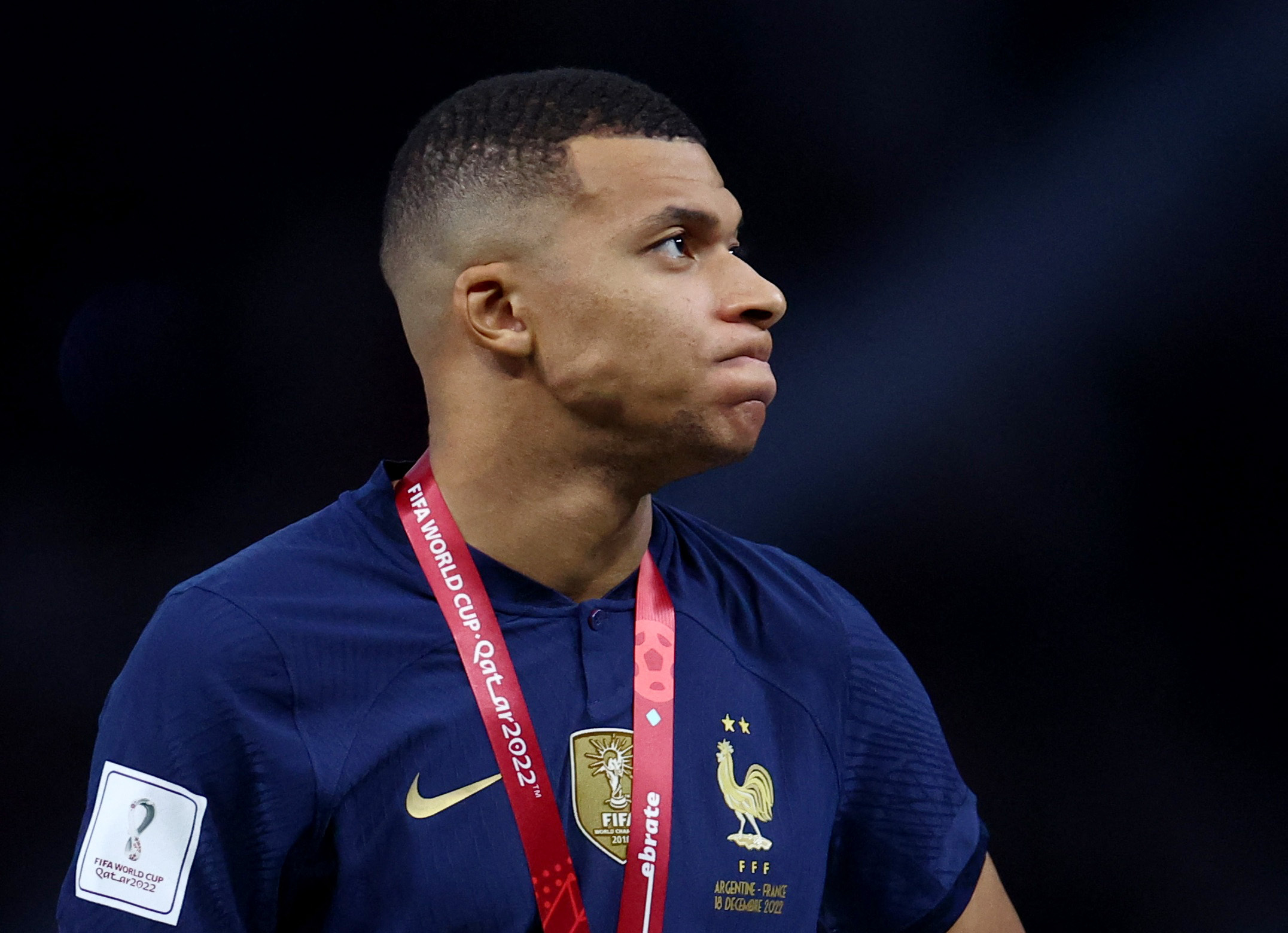 El gesto de decepción de Mbappé, que hizo un Mundial descomunal a los 23 años (REUTERS/Hannah Mckay)
