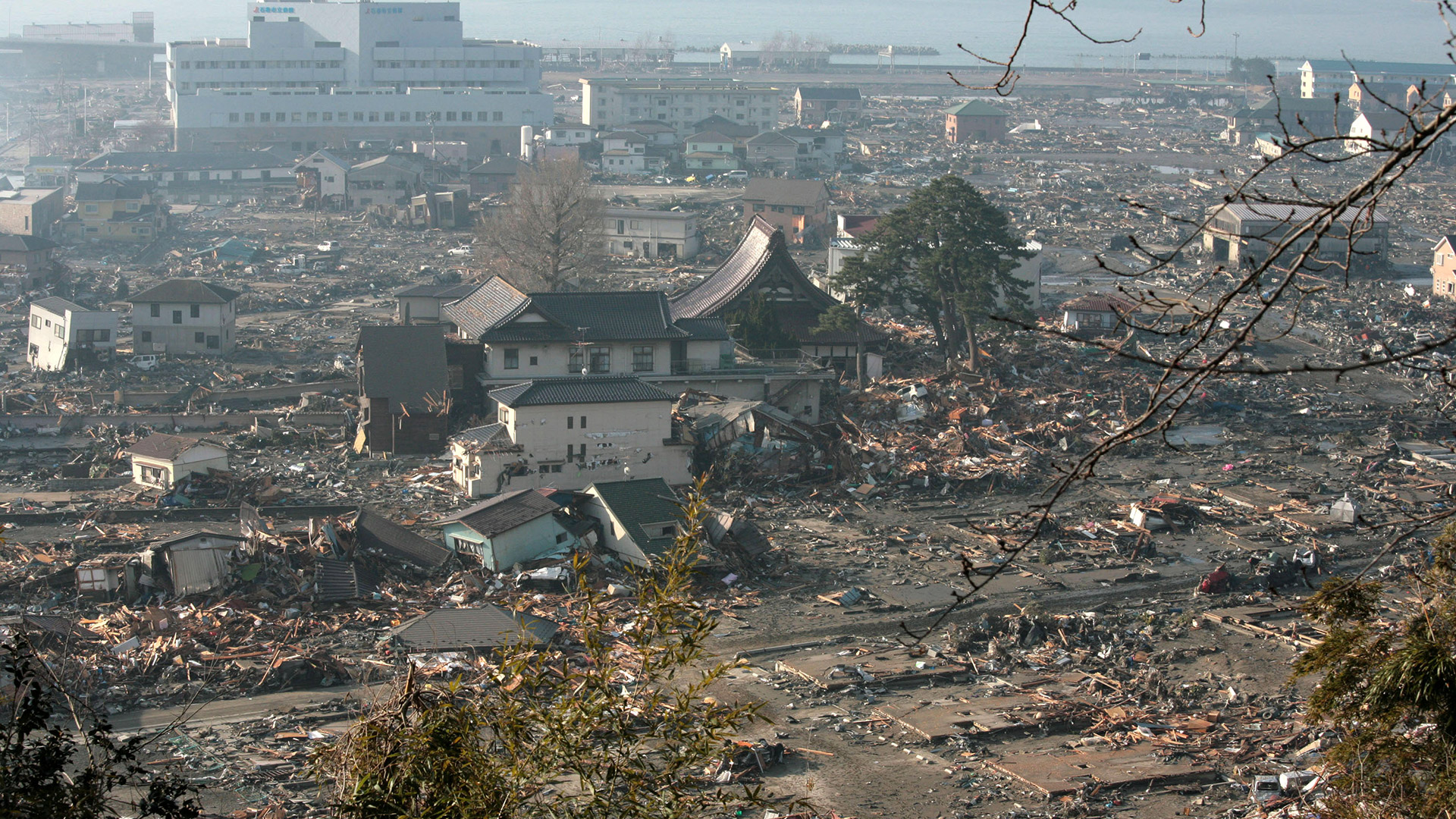 El desastre ocurrido en marzo de 2011 en el noreste de Japón dejó unos 18.500 muertos o desaparecidos, en su mayoría víctimas del tsunami. (GETTY)