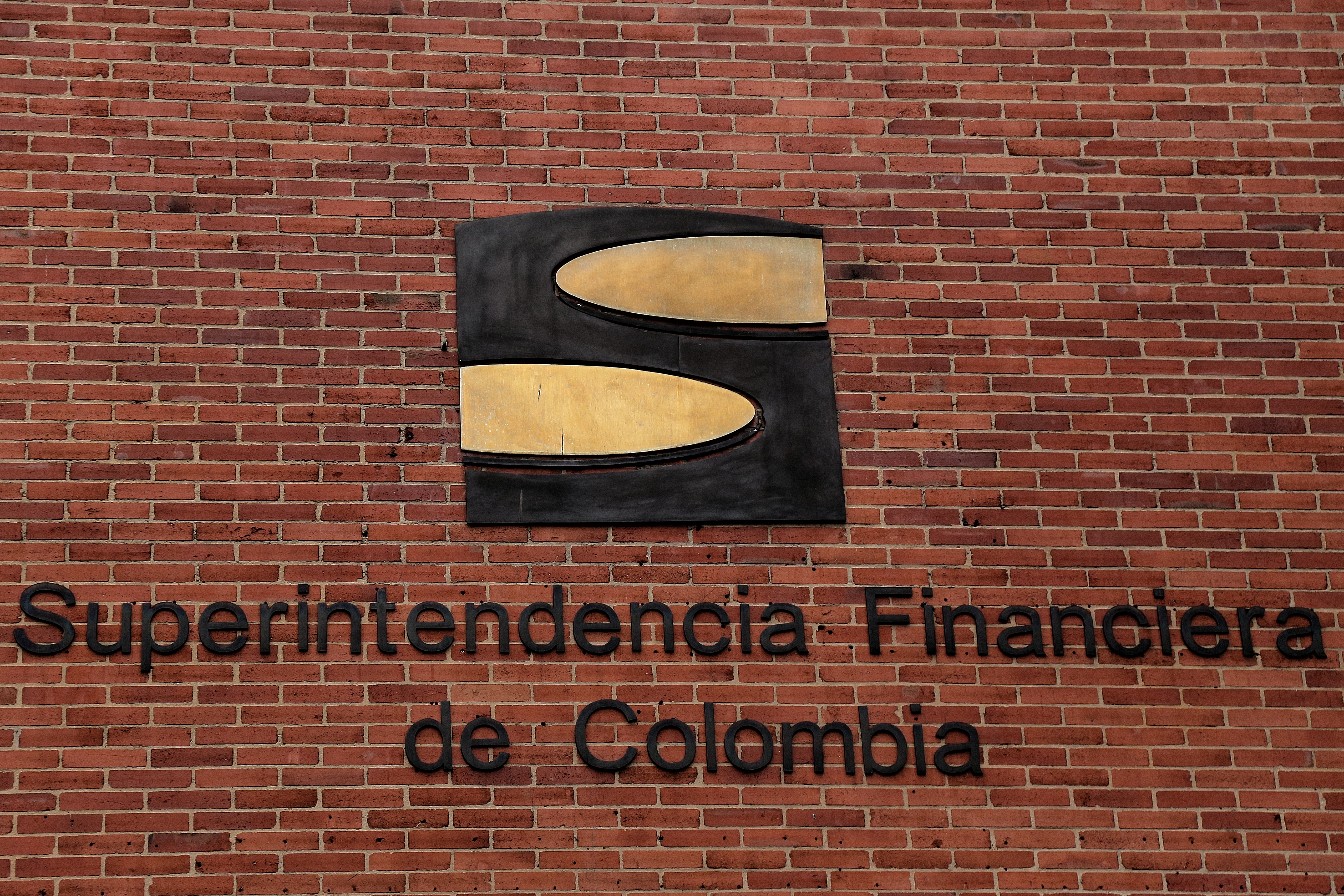 Superintendencia Financiera ordenó suspender captación masiva de dinero de tres empresas en Duitama, Boyacá