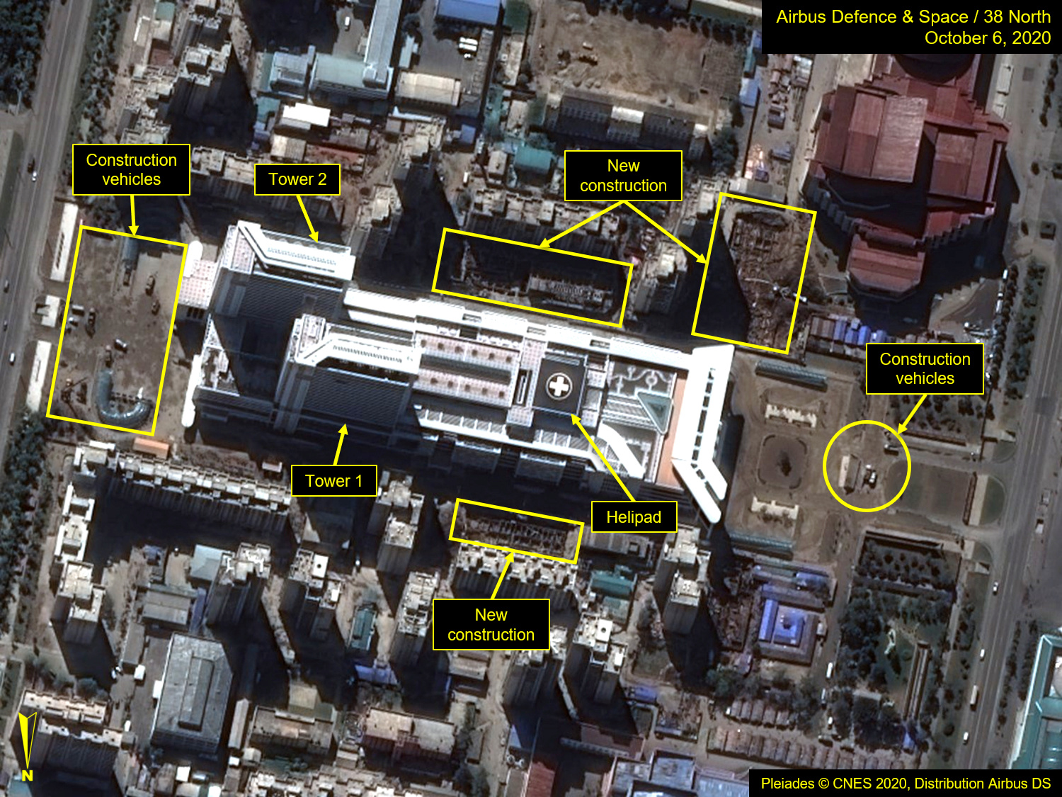 Una imagen satelital muestra el Hospital General de Pyongyang y la construcción circundante antes del 75º aniversario de la fundación del Partido de los Trabajadores (Airbus Defence & Space/38 North/Pleiades © CNES 2020 via REUTERS)