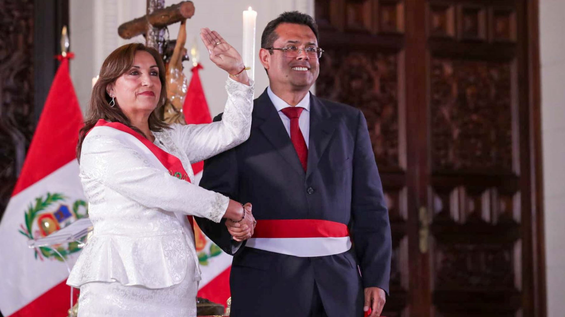 La presidenta de la República, Dina Boluarte, tomó juramento a José Andrés Tello Alfaro como ministro de Justicia y Derechos Humanos. (Andina)