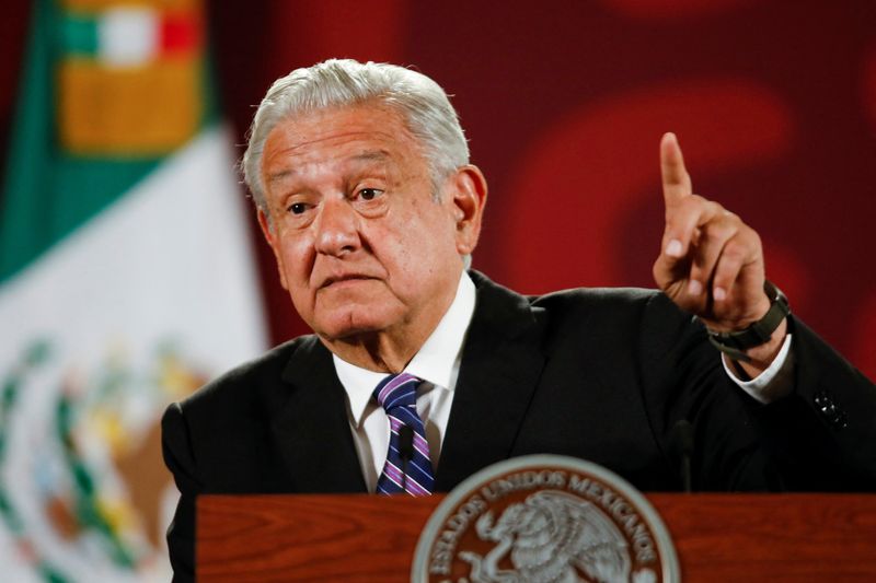 López Obrador llamó a los ciudadanos mexicanos a votar en la Elecciones 2022, ya que de no hacerlo aumenta la posibilidad de fraude electoral (Foto: REUTERS / Gustavo Graf)