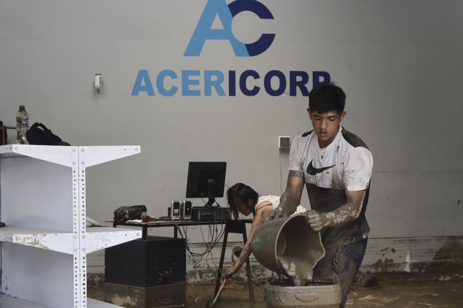 Lluvias provocadas por el ciclón Yaku activaron quebradas e inundaron calles de Trujillo. (Diario La Industria).