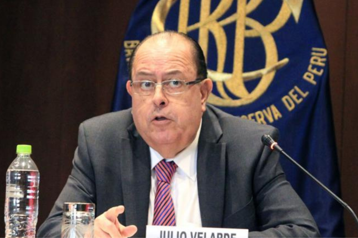 Julio Velarde indicated that economic activity and employment in Peru are recovering.  (Andean)
