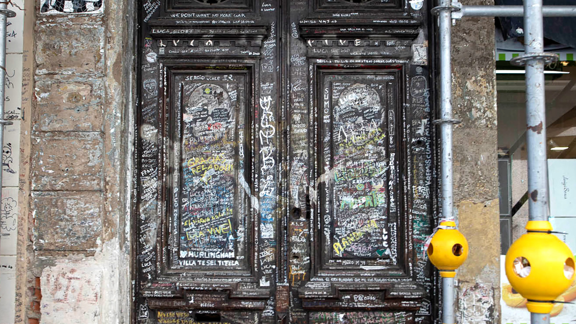 La última casa de Luca Prodan en Buenos Aires es lugar de culto y ahora será centro cultural