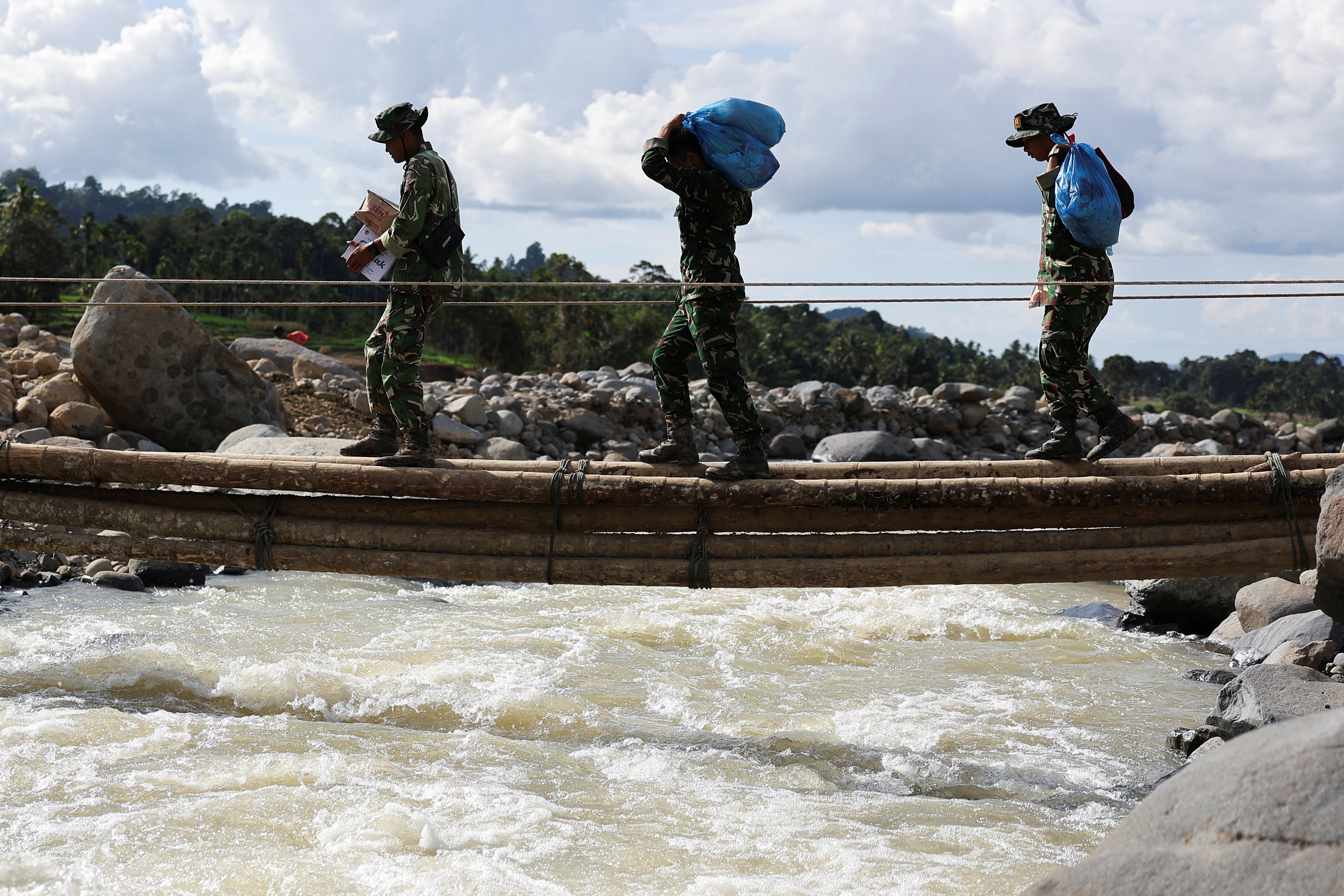 Israel recibió restos mortales que podrían pertenecer a uno de los rehenes de Hamas en Gaza 