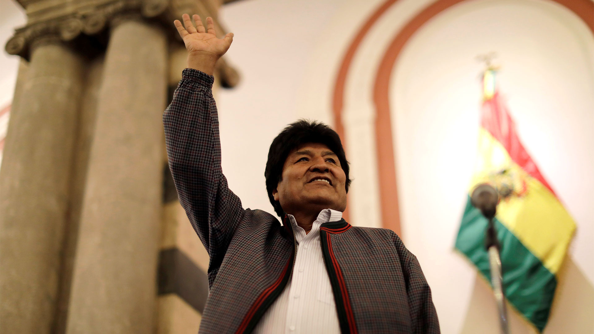 Morales se proclamó ganador en primera vuelta a pesar de la irregularidades denunciadas por la misión de observación electoral de la OEA, entre otros (Reuters)