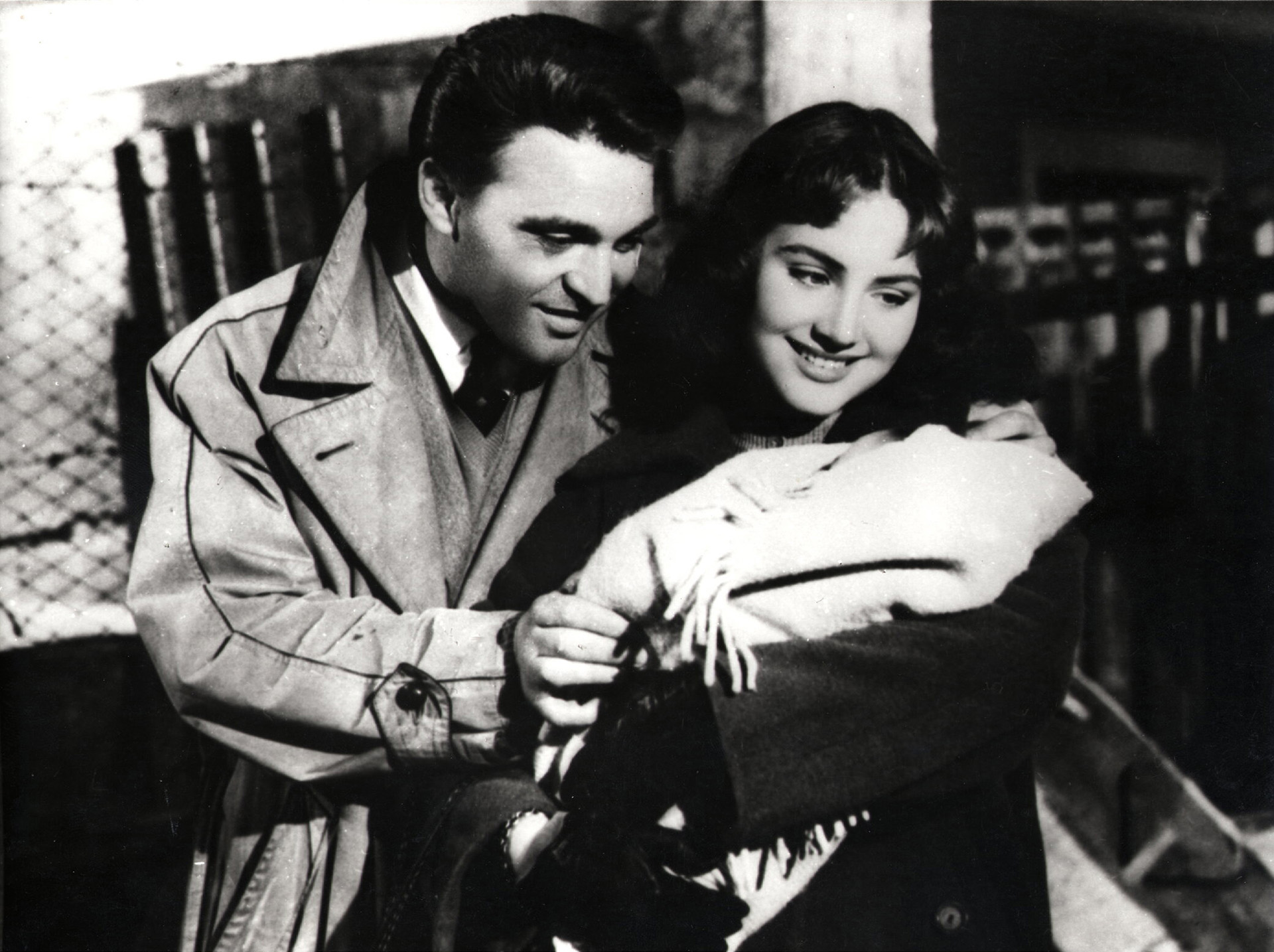 In I Vitelloni wurde der Film Federico Fellini 1953 mit dem Schauspieler Franco Fabrici gedreht. (Foto von FilmPublicity Archives/United Archives über Getty Images)