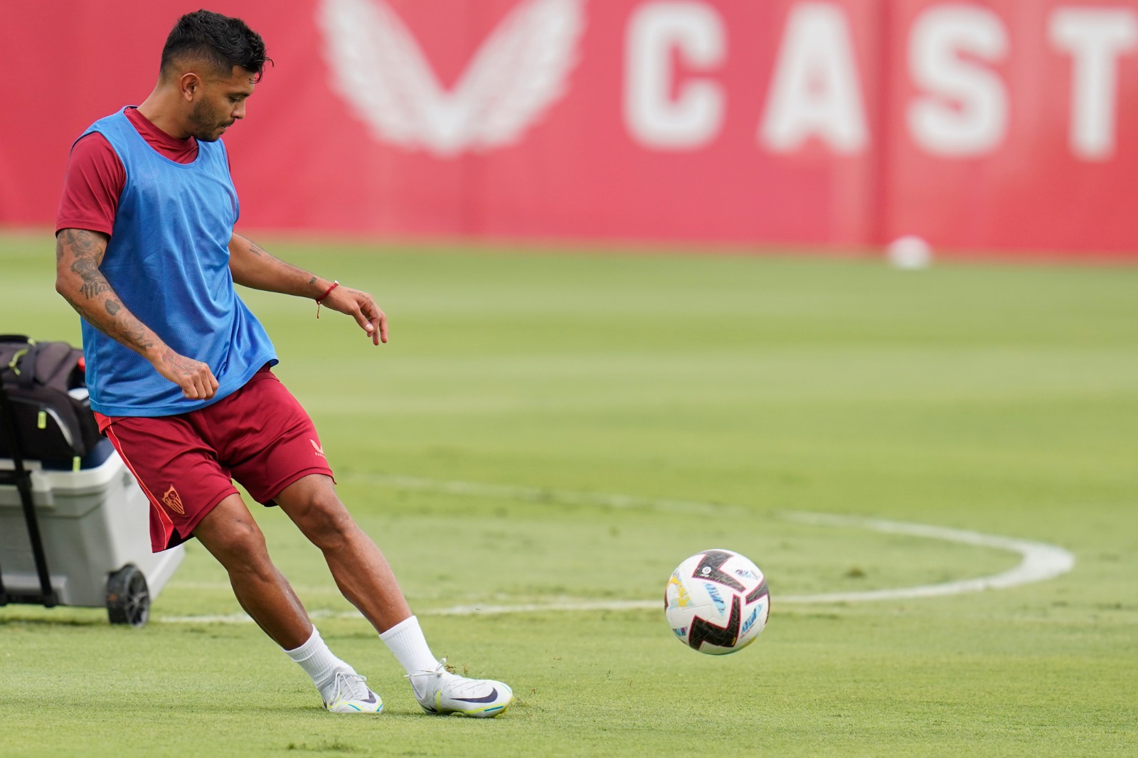 Jesús Tecatito Corona se perderá el Mundial de Qatar 2022 por lesión. Foto: Sevilla FC