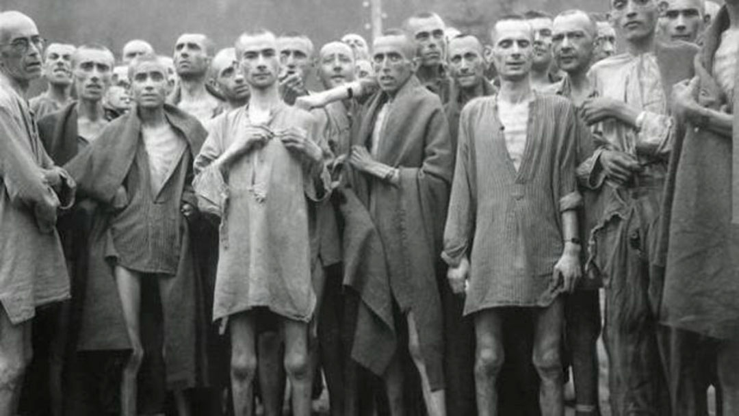 Los prisioneros de Mauthausen el día de la liberación (Yad Vashem)