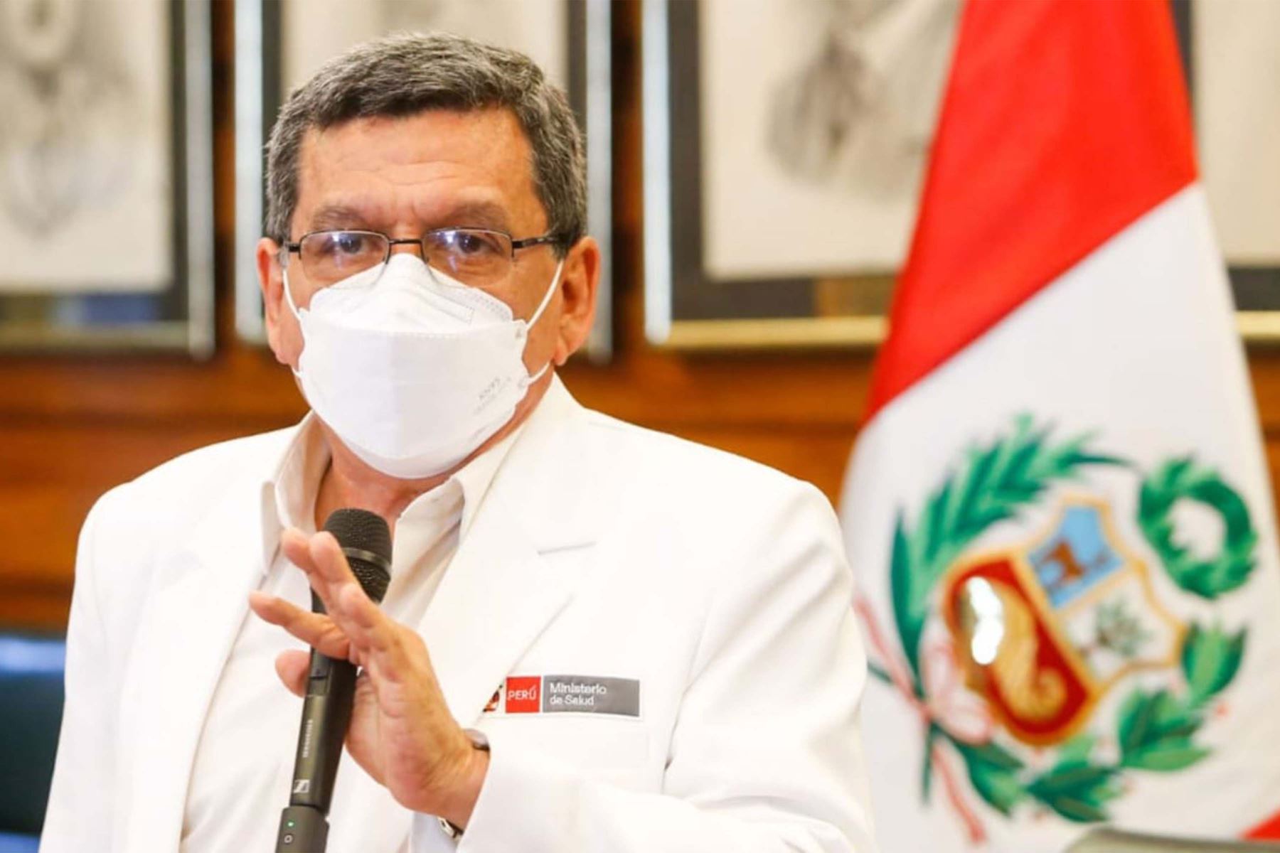 Hernando Cevallos preocupado por salida de Gabriela Jiménez del Minsa: “Va a golpear el proceso de vacunación″