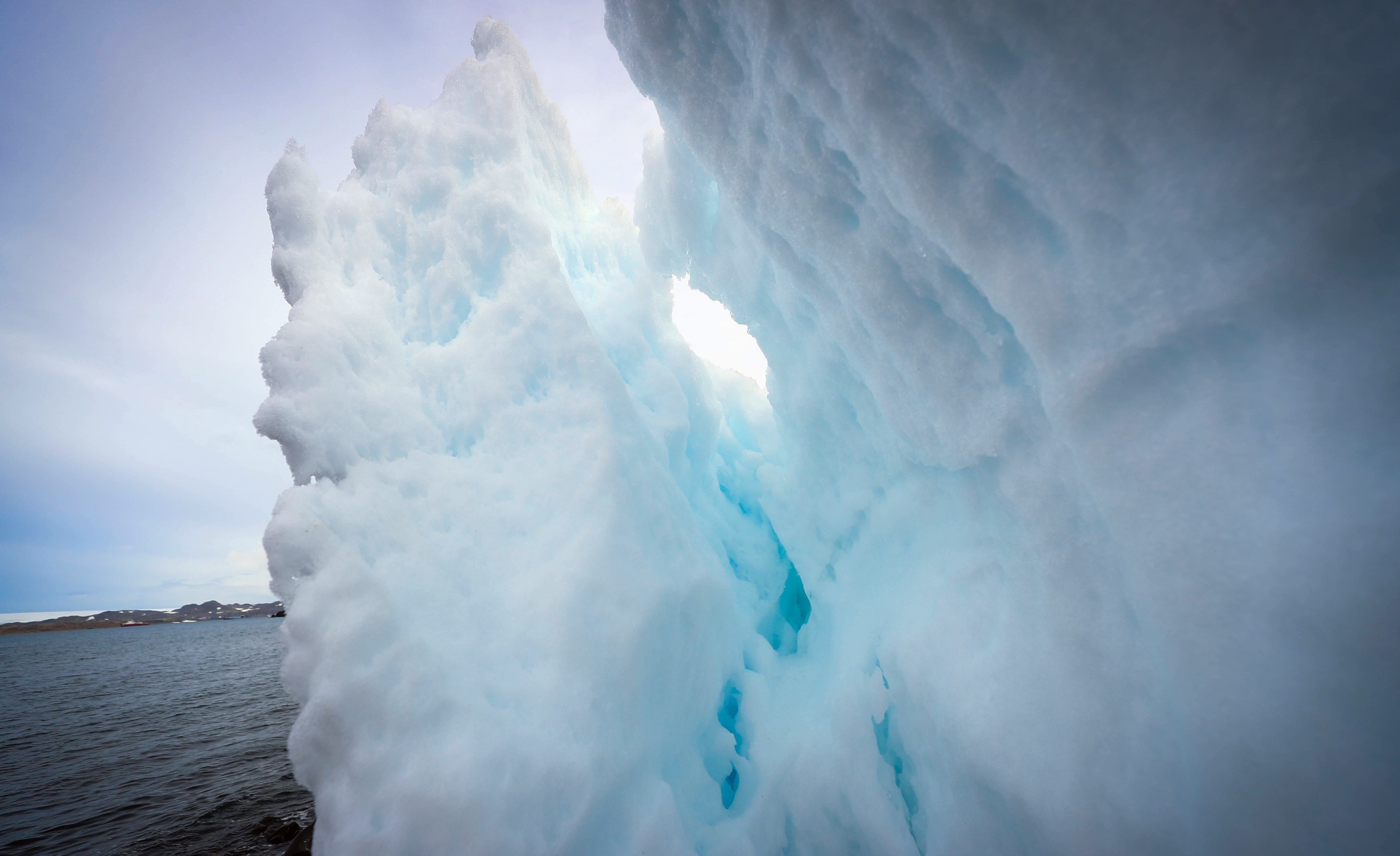 Lo que ocurre en la Antártida oriental es especialmente importante porque si todo su hielo se derritiera, el nivel del mar subiría más de 30 metros (EFE/ Federico Anfitti/Archivo)