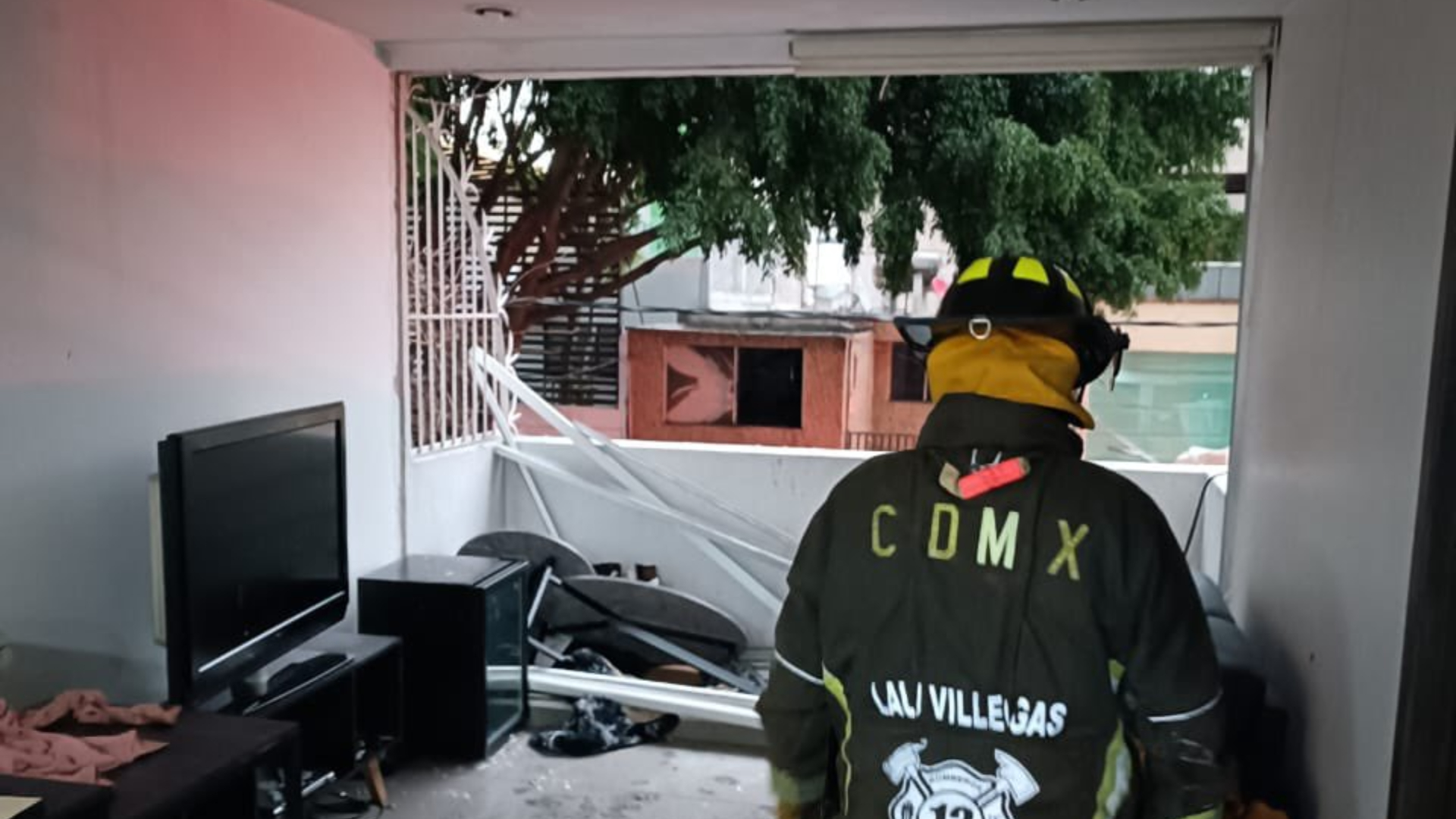 Explosión en la zona de Portales y Letrán Valle alertó a vecinos de edificio