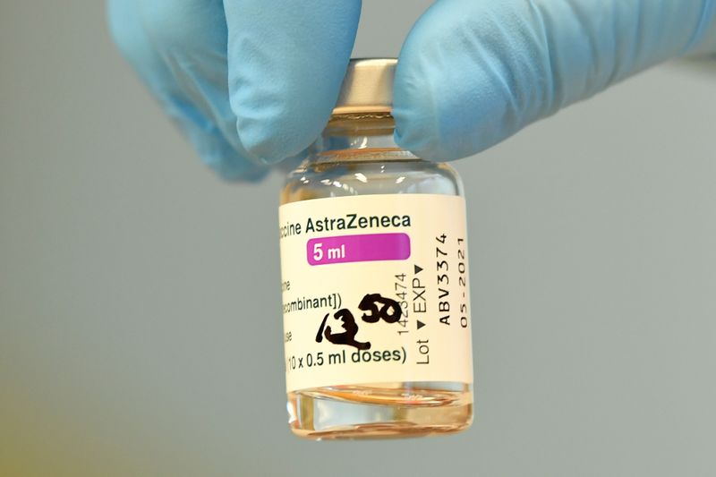 Esta previsto que este lunes llegue otro embarque de casi 850 mil dosis más de la vacuna de Astrazeneca
