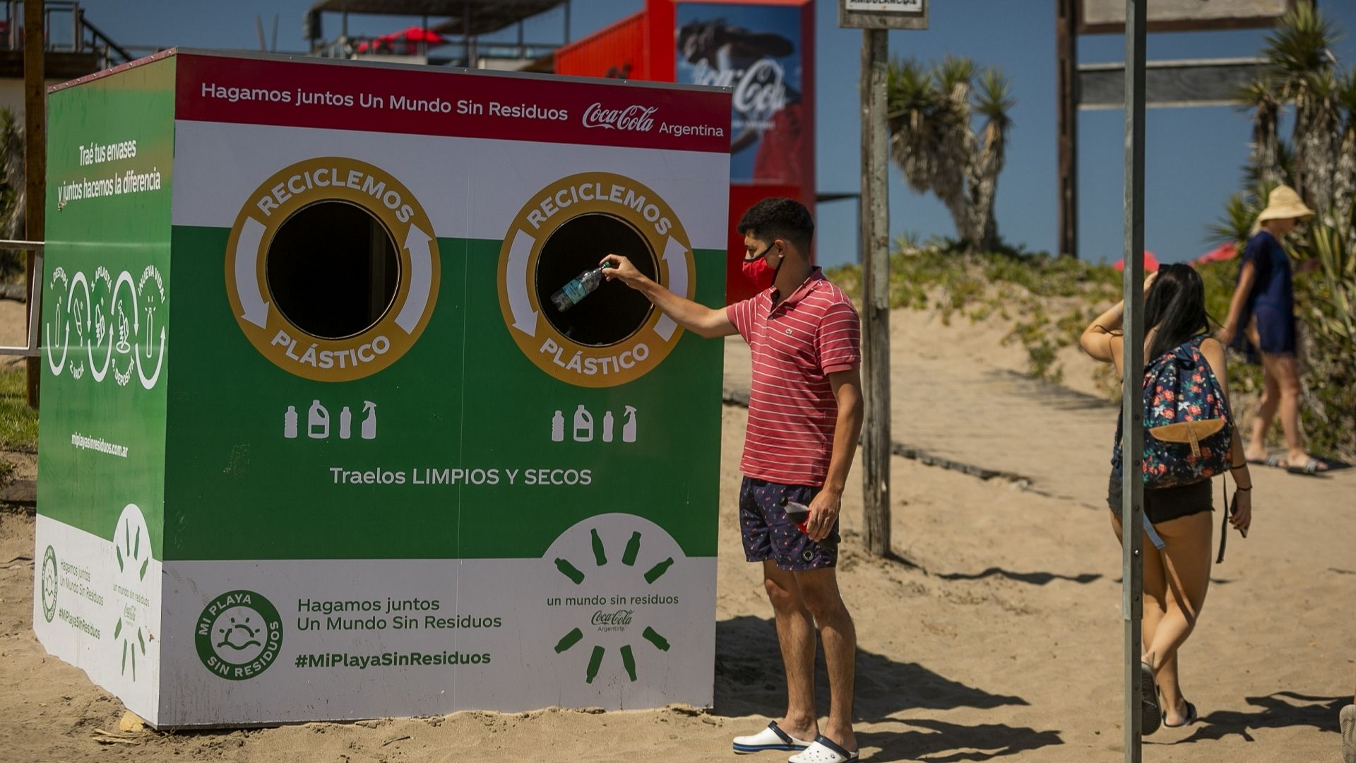 Los Puntos Verdes promueven la correcta separación de residuos e impulsan la economía circular (Crédito: Prensa Coca-Cola)