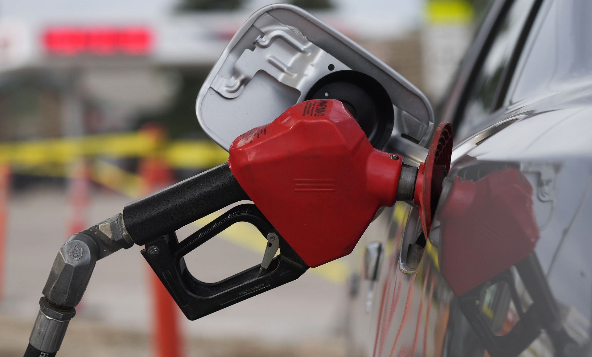MinMinas aseguró que no aumentará el precio de los combustibles, pese al déficit del Fondo de Estabilización 