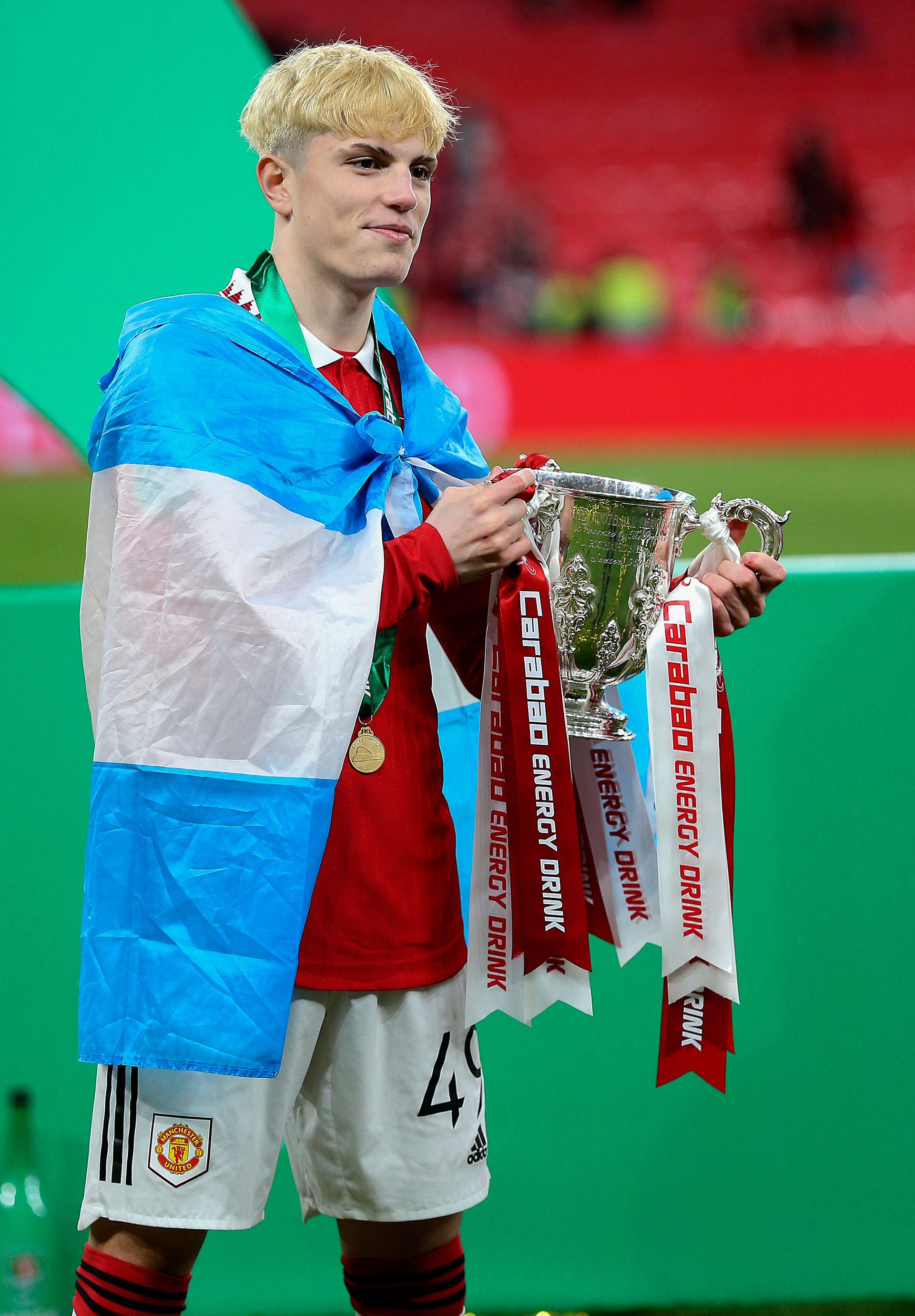 Garnacho festejó el título en el United con la bandera de Argentina (Foto: Richard Sellers/Getty Images)