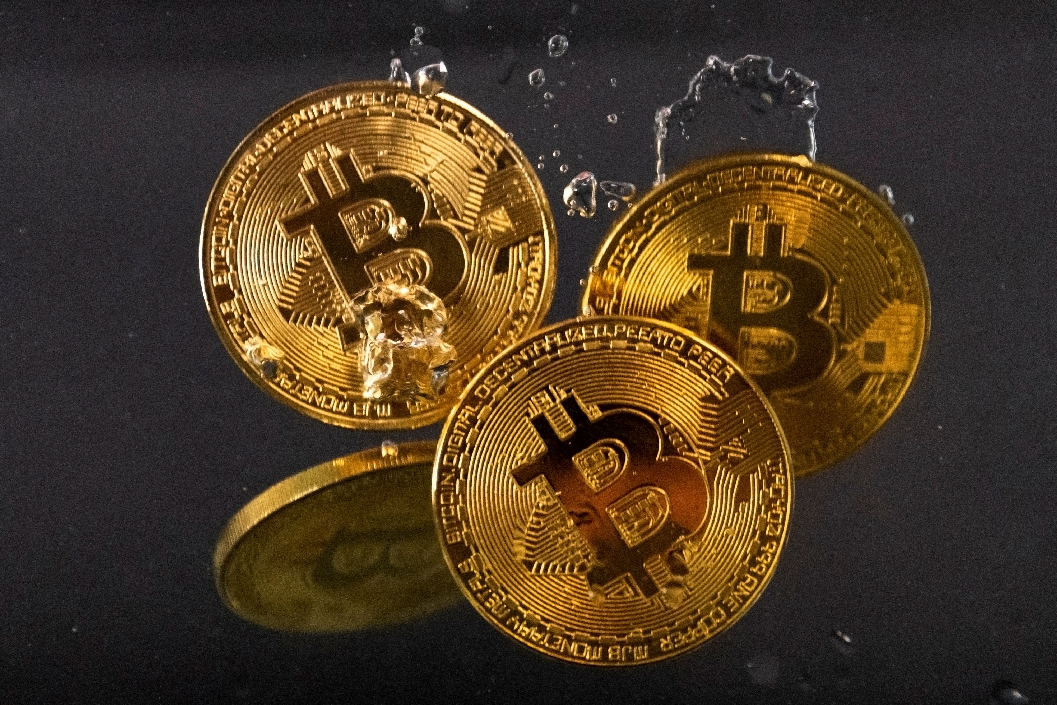 Bitcoin. (foto: REUTERS/Dado Ruvic/Illustration)