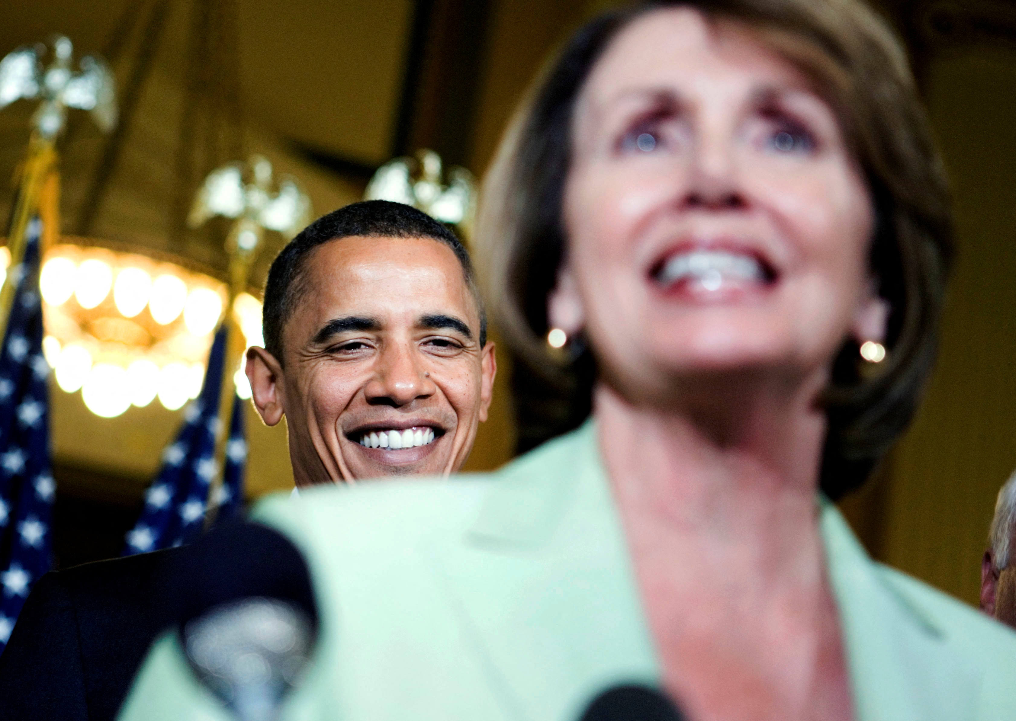 La primera mujer en convertirse en oradora y la única persona en décadas en ser elegida dos veces para el cargo, ha liderado a los demócratas a través de momentos importantes (REUTERS/Joshua Roberts/File Photo)