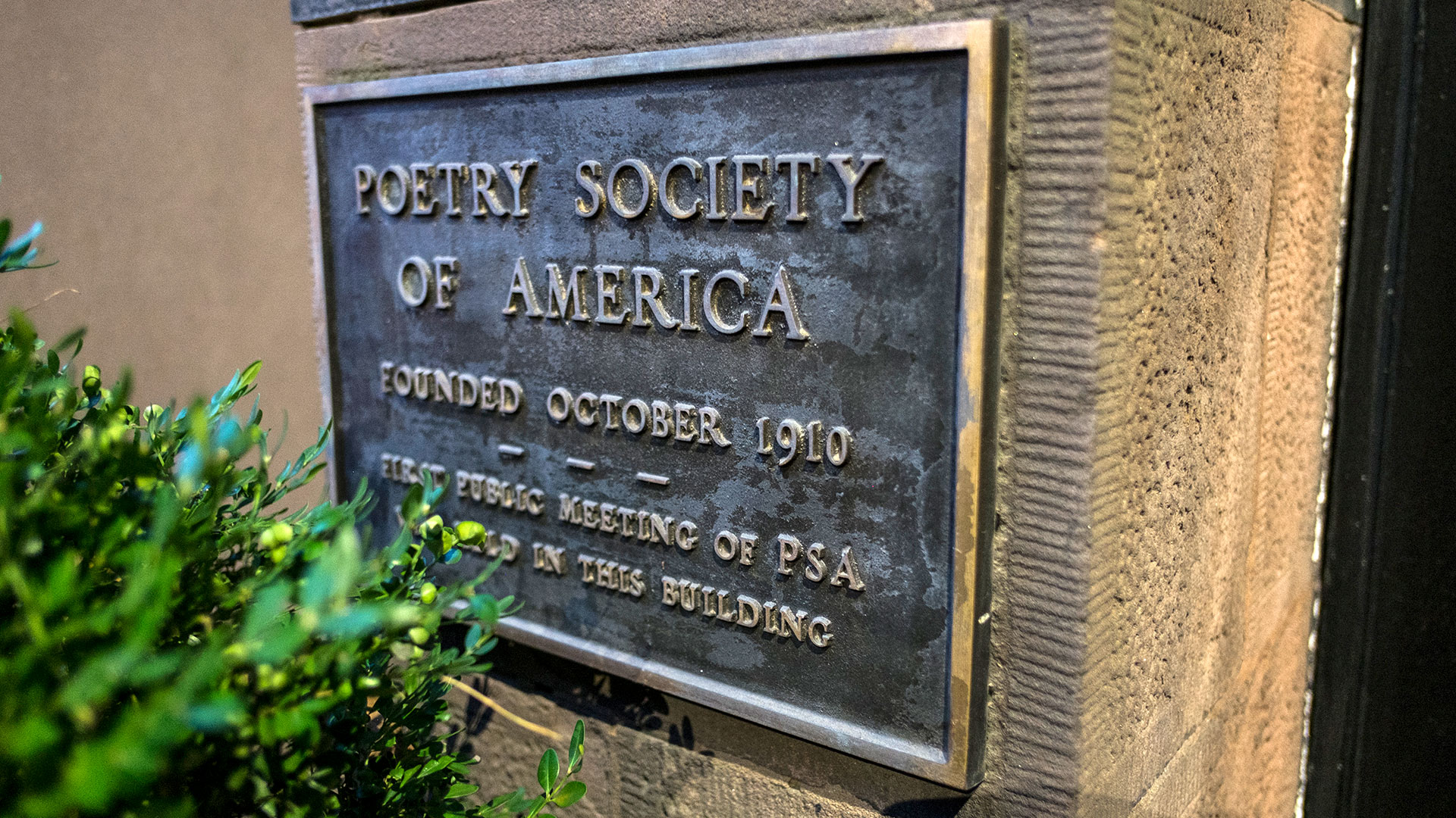 La Poetry Society of America es la entidad que otorga cada año la Medalla Frost (Foto: Bill Tompkins/ Getty Images/ Michael Ochs Archives)