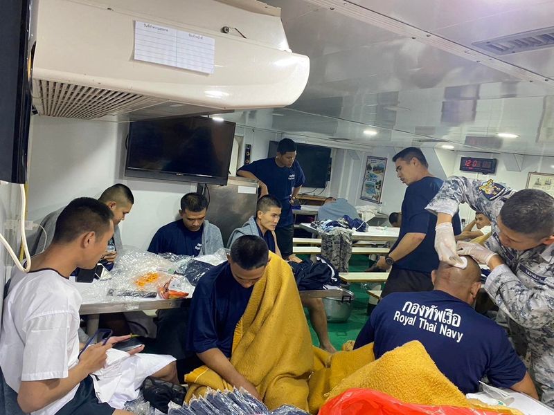 De los 105 tripulantes que estaban a bordo del navío a la hora de siniestro -cuyas causas están siendo investigadas- 58 han sido rescatados sin mayores heridas y 18 tuvieron que ser ingresados en hospitales de la región y se encuentran en recuperación. (REUTERS)