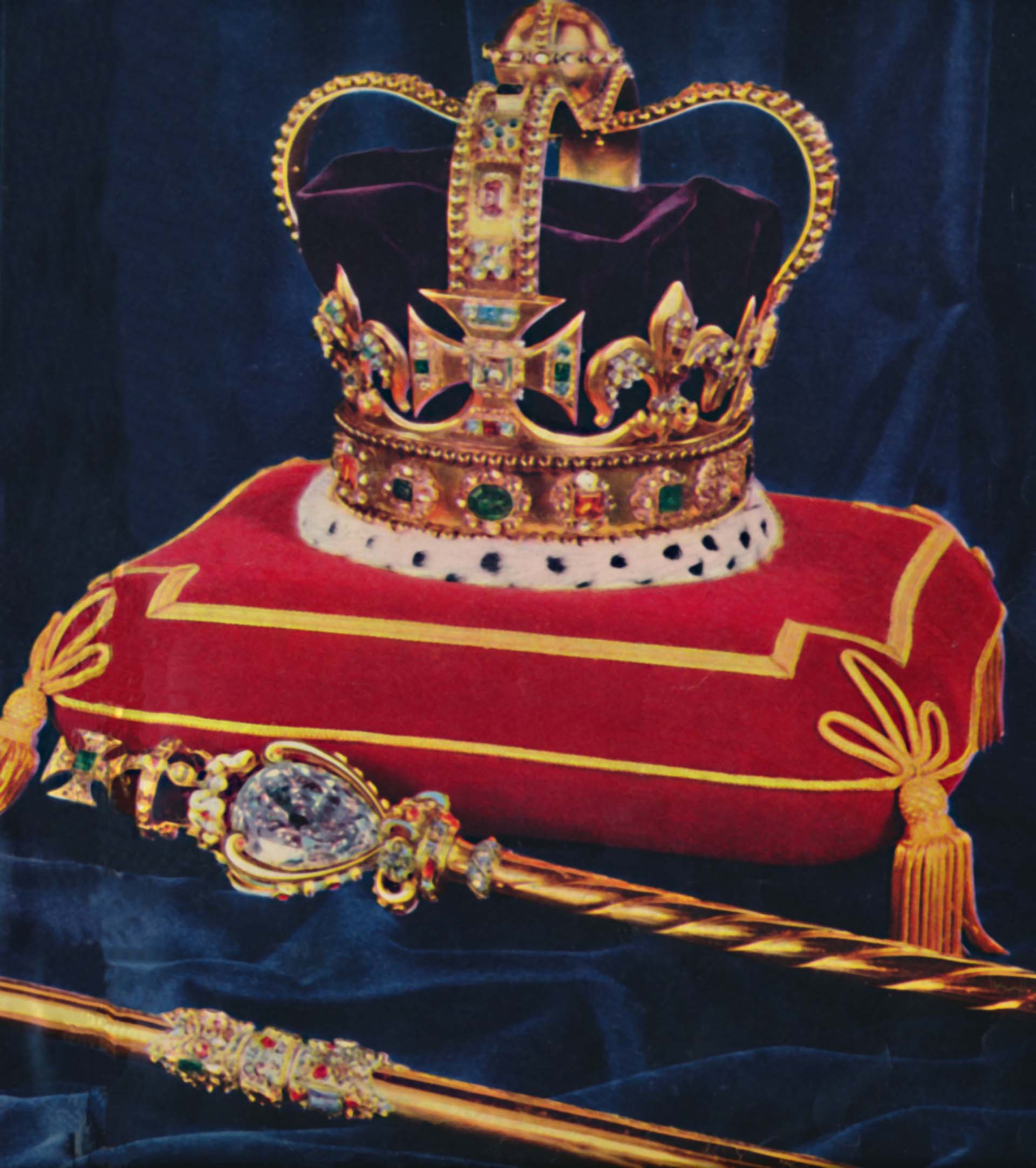 El Reino Unido es el único país de Europa que sigue coronando a sus reyes, por eso la corona juega un papel primordial. La más antigua es la de San Eduardo y se reserva exclusivamente para la coronación. (Photo by Print Collector/Getty Images)