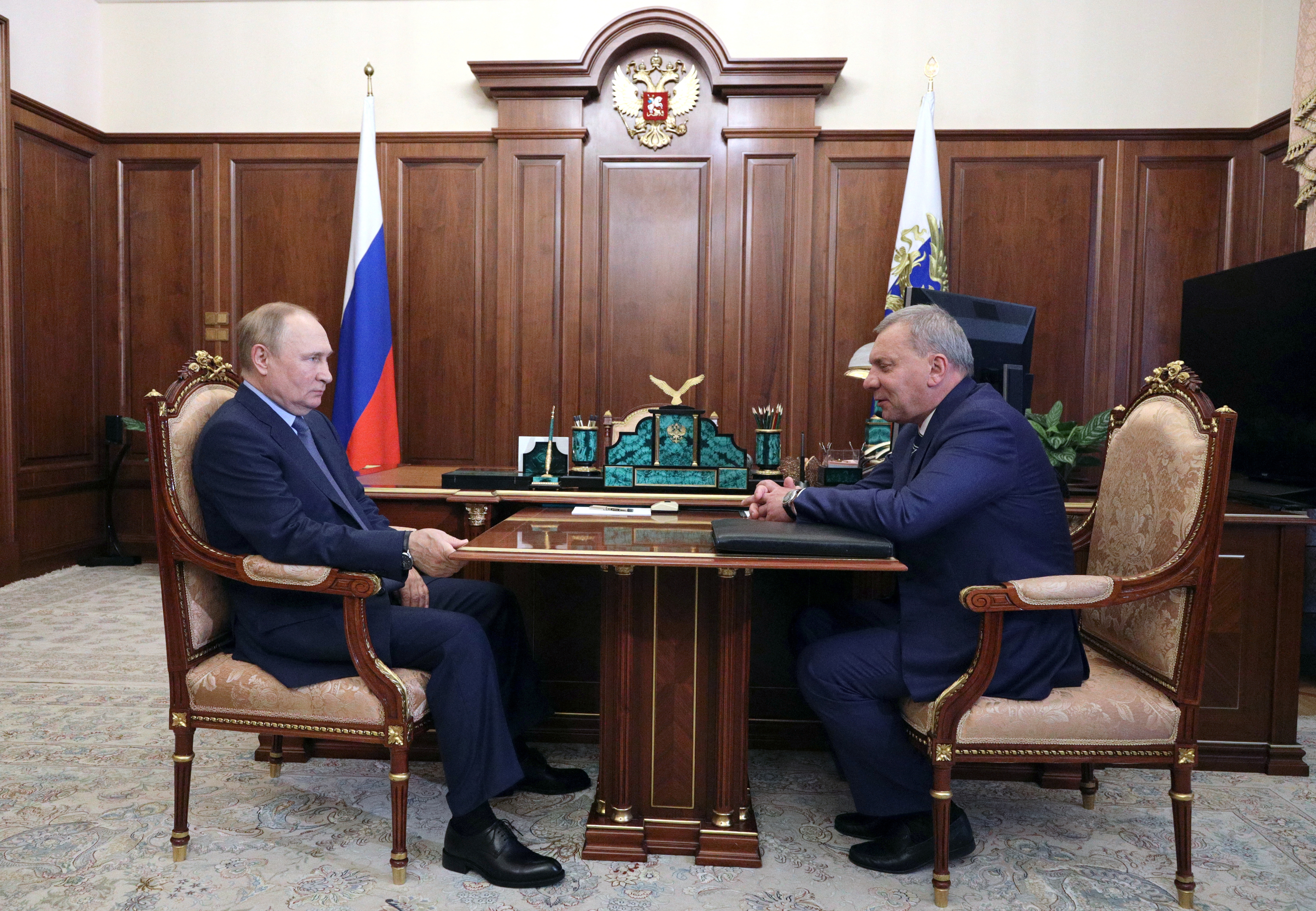 Putin y el jefe de la agencia espacial, Yuri Borisov 