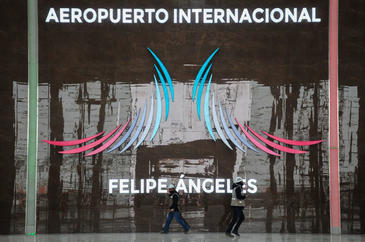López Obrador confirmó que algunas aerolíneas aún se resisten a operar desde el AIFA  