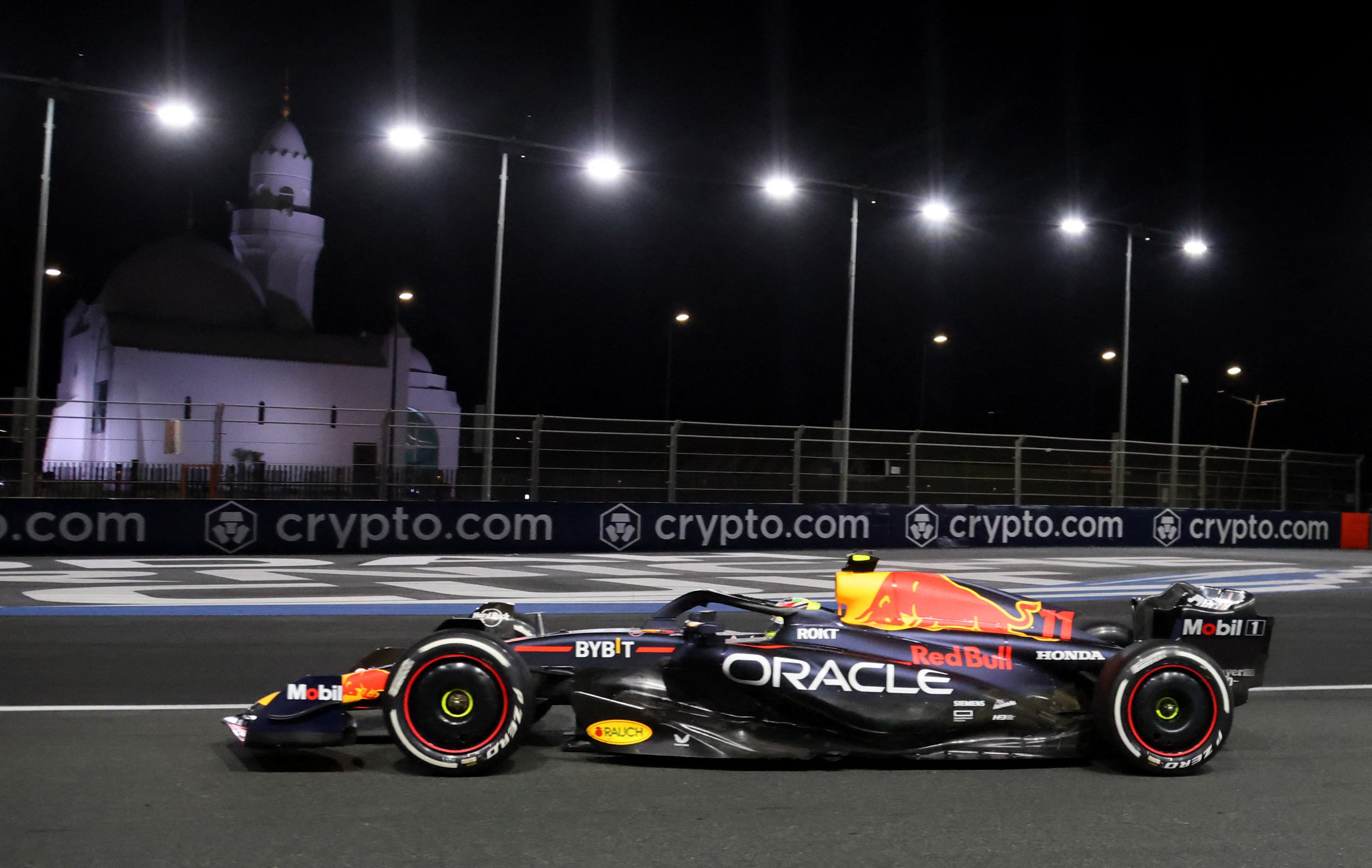 Formula One F1 - Saudi Arabian Grand Prix - Jeddah Corniche Circuit, Jeddah, Saudi Arabia - March 19, 2023 Red Bull's Sergio Perez in action during the race REUTERS/Ahmed Yosri