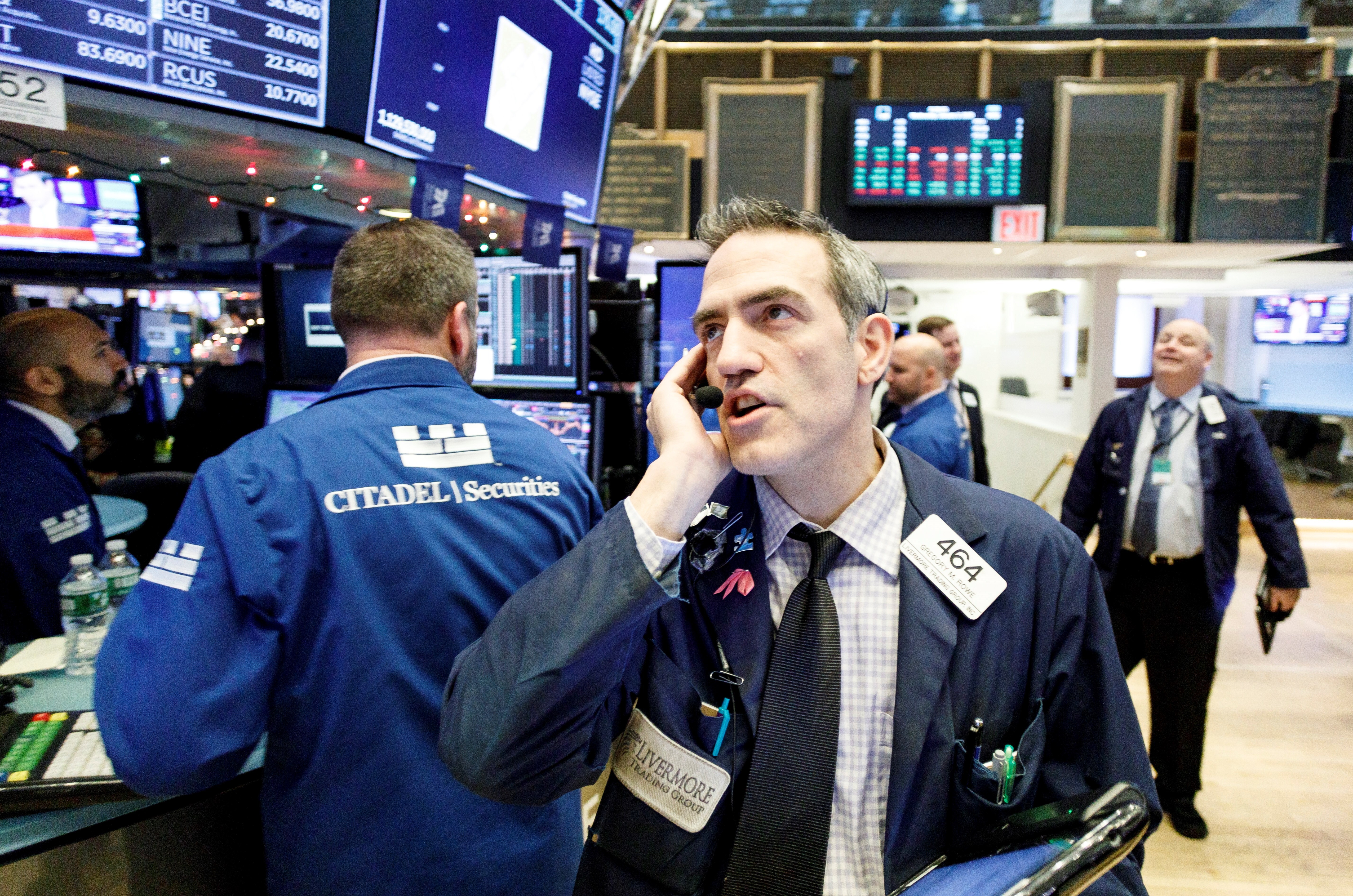 Las acciones tecnológicas sufren caídas generalizadas en Wall Street
