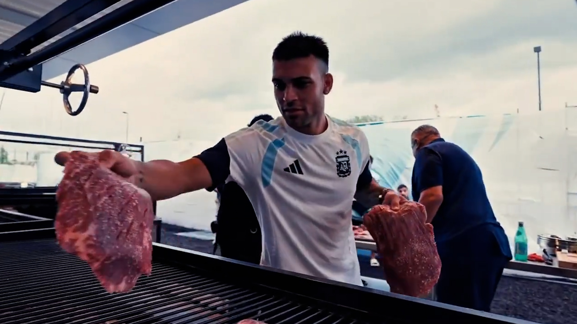 Los secretos de los asados de la Selecci&oacute;n en el Mundial: cu&aacute;ntos kilos de carne llevaron a Estados Unidos y las "costumbres" intocables