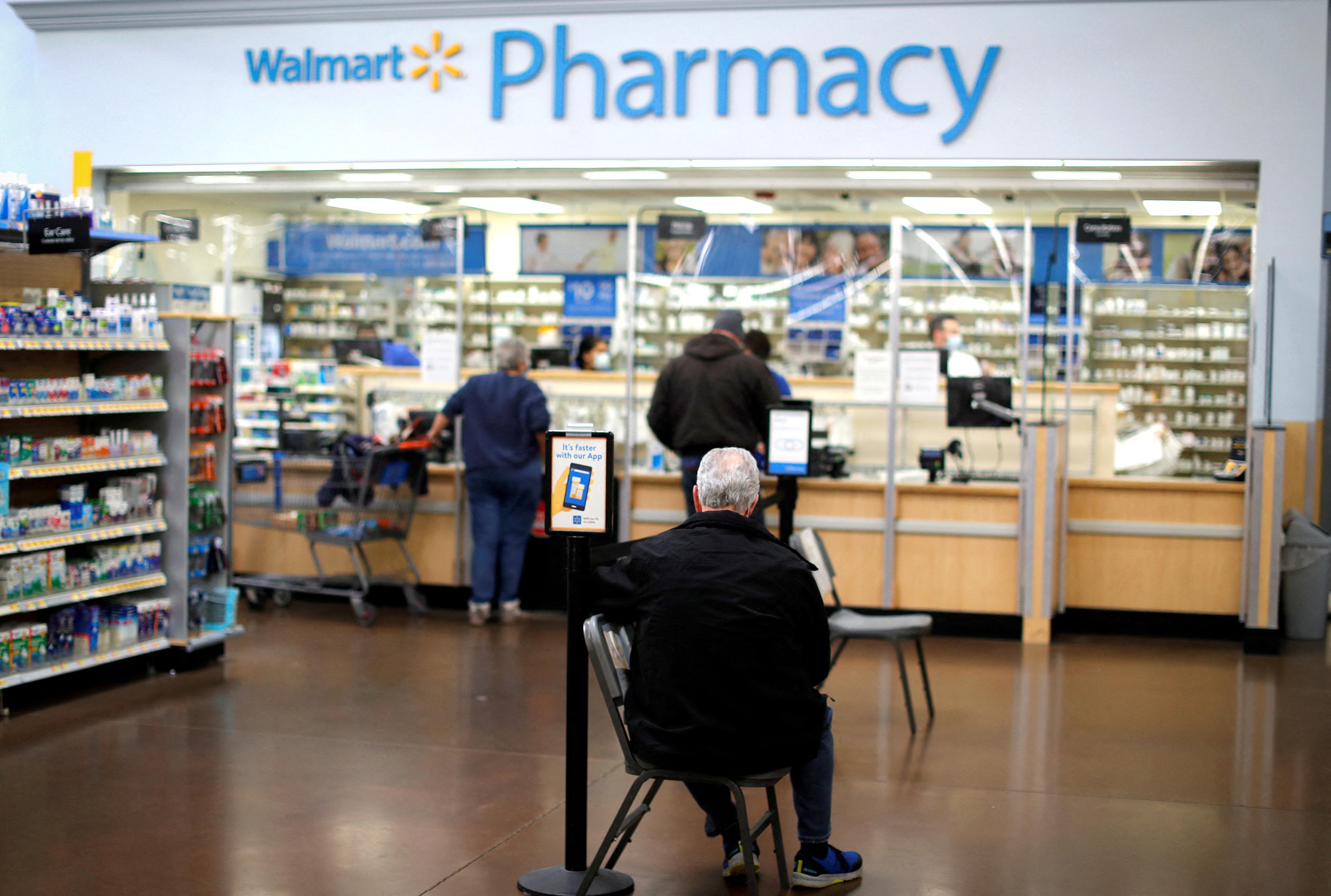Una farmacia de Walmart (REUTERS/Mike Segar)