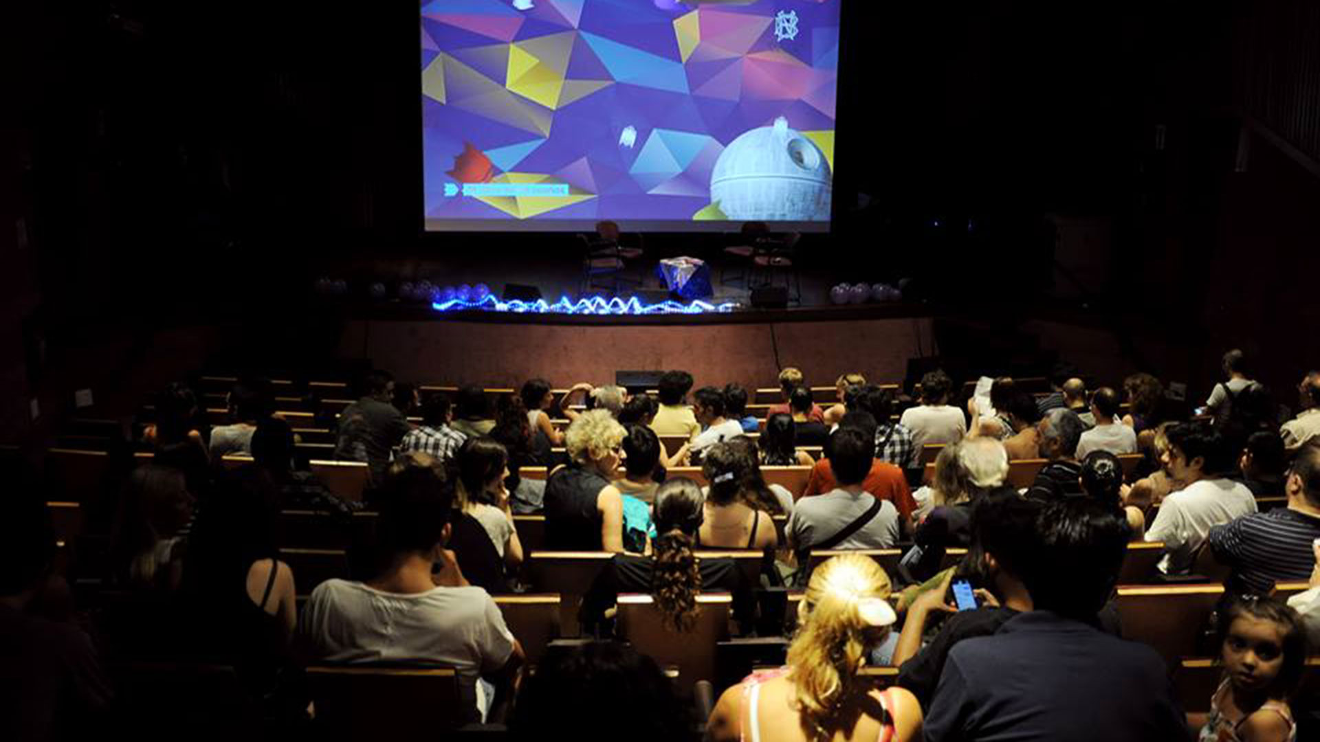 La Biblioteca Nacional propone vacaciones de invierno gratis con cine, lectura y talleres para toda la familia