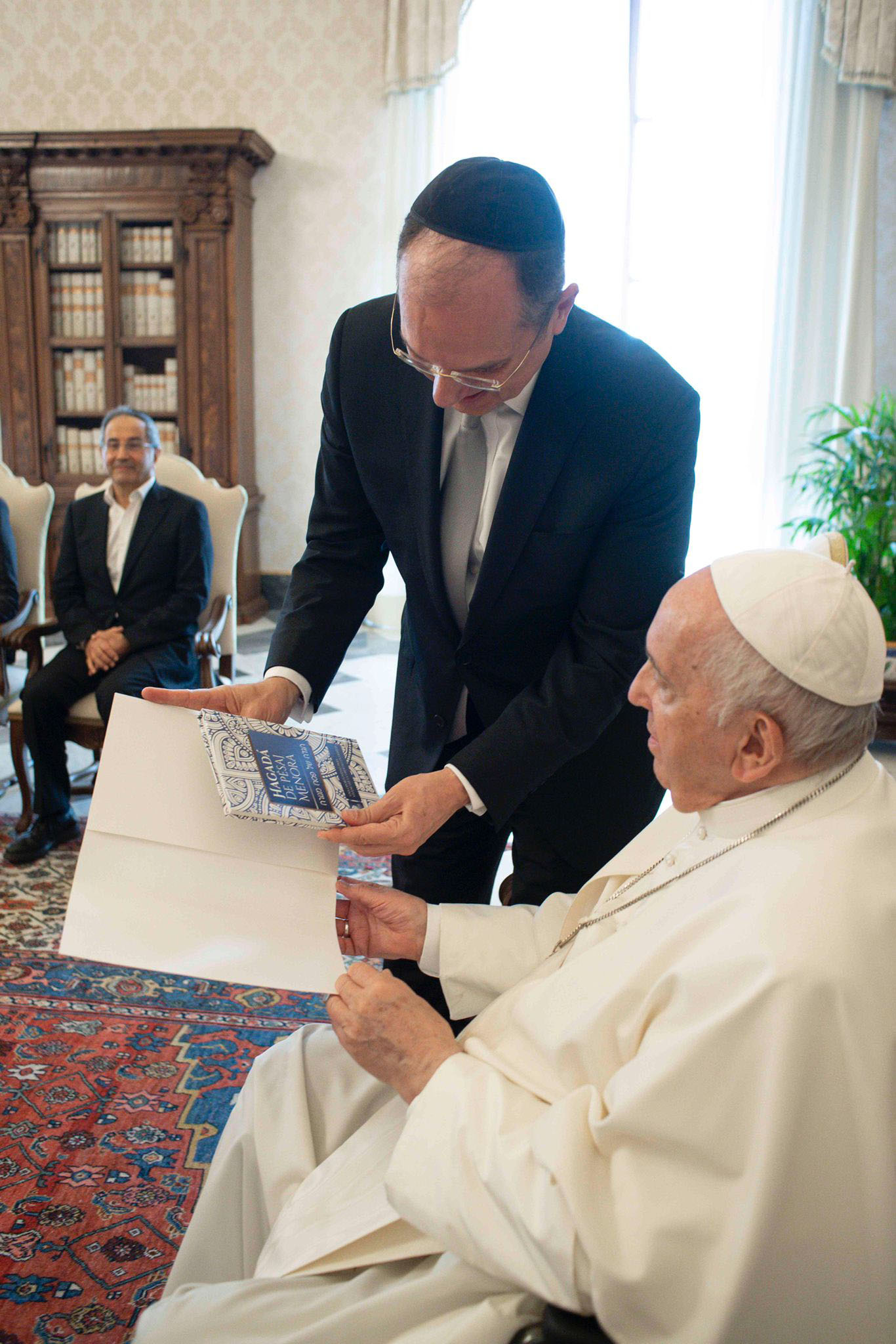 El papa Francisco recibió al rabino Isaac Sacca en el Vaticano
