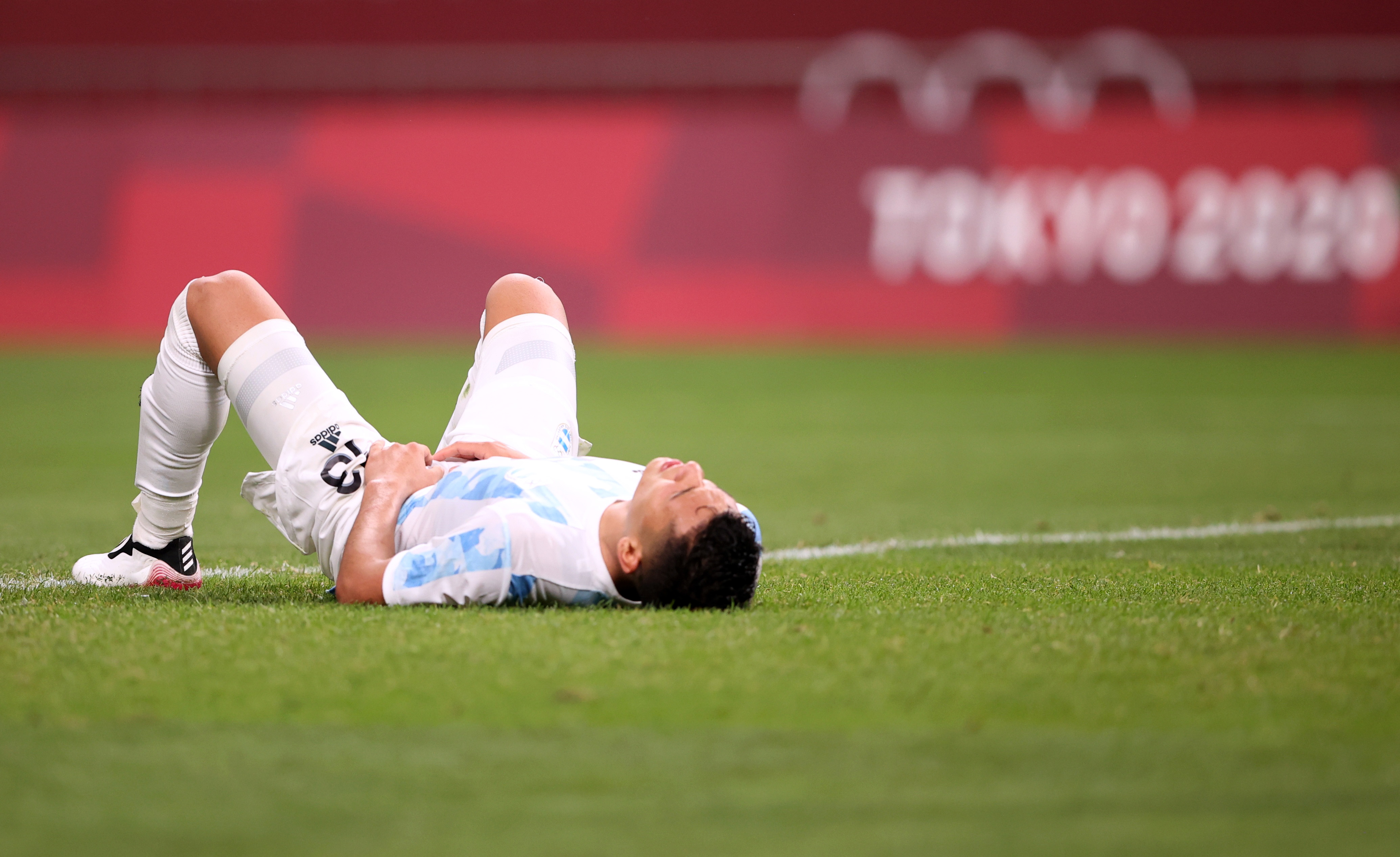 La Seleccion Argentina De Futbol Peleo Hasta El Final Pero Igualo Con Espana Y Quedo Eliminada De Los Juegos Olimpicos Infobae [ 2535 x 4140 Pixel ]