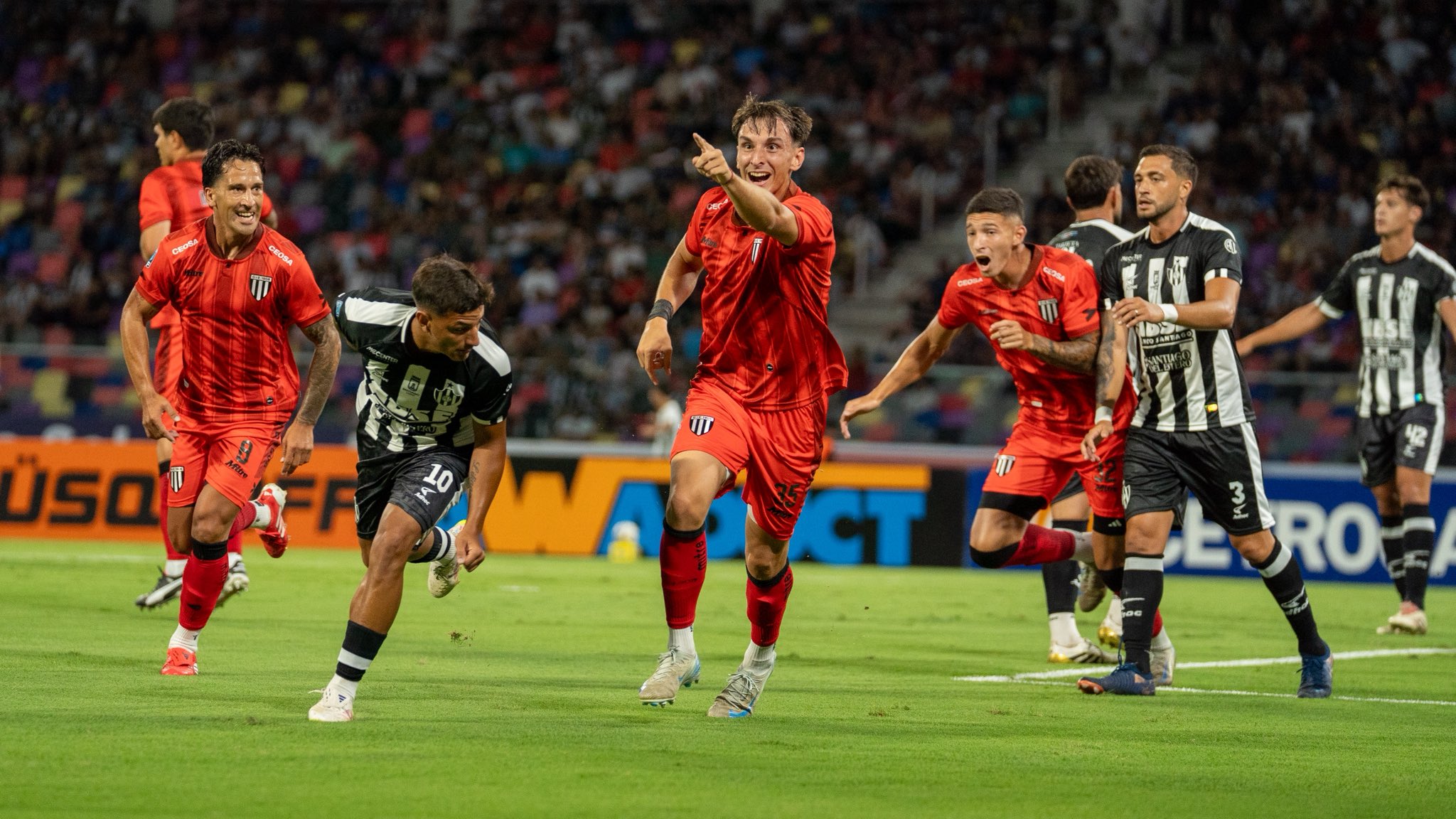 Suspendieron los festejos del aniversario de Comodoro Rivadavia por el desplazamiento del Cerro Hermitte