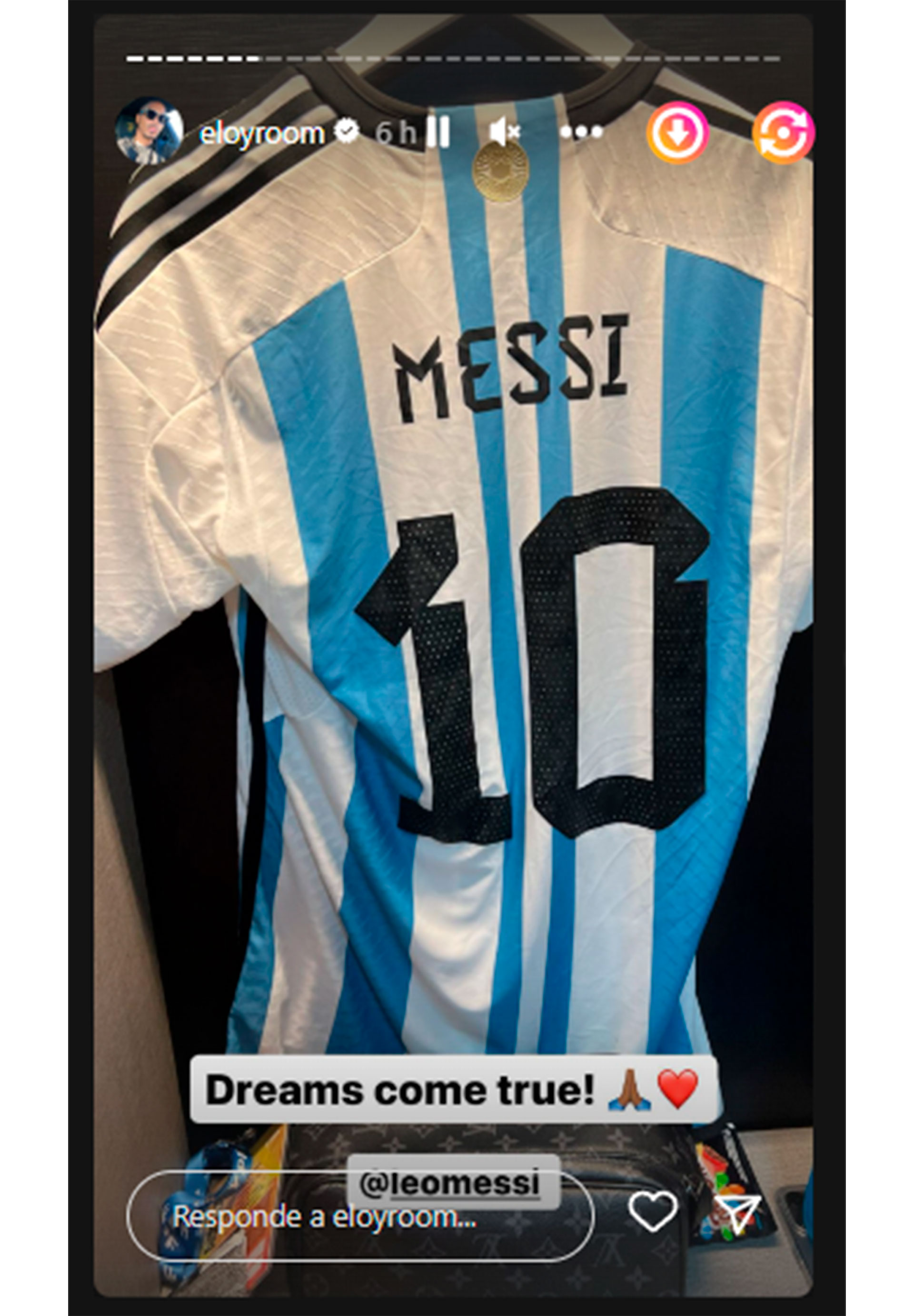 La camiseta de Lionel Messi, en manos de Eloy Room